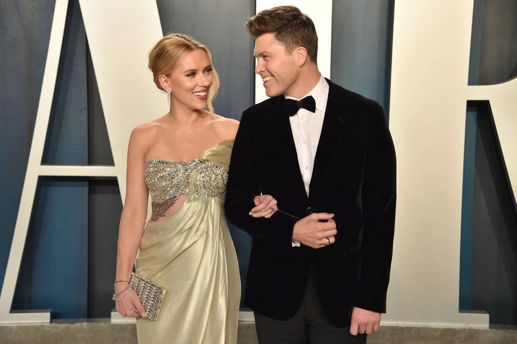 Scarlett Johansson y Colin Jost. Fortuna: 146 millones de dólares.