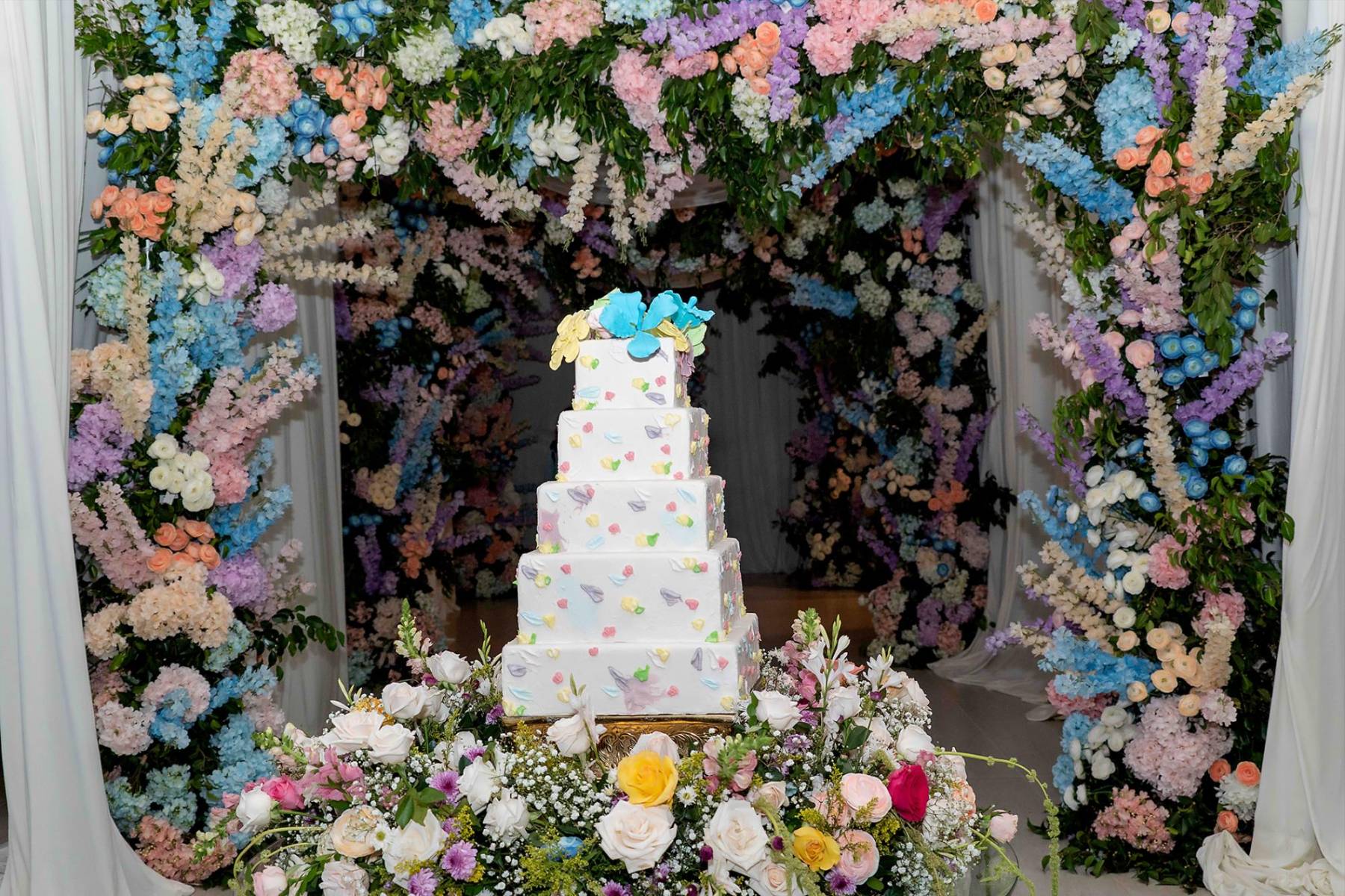 Pastel de boda, elaborado por Cucubakes