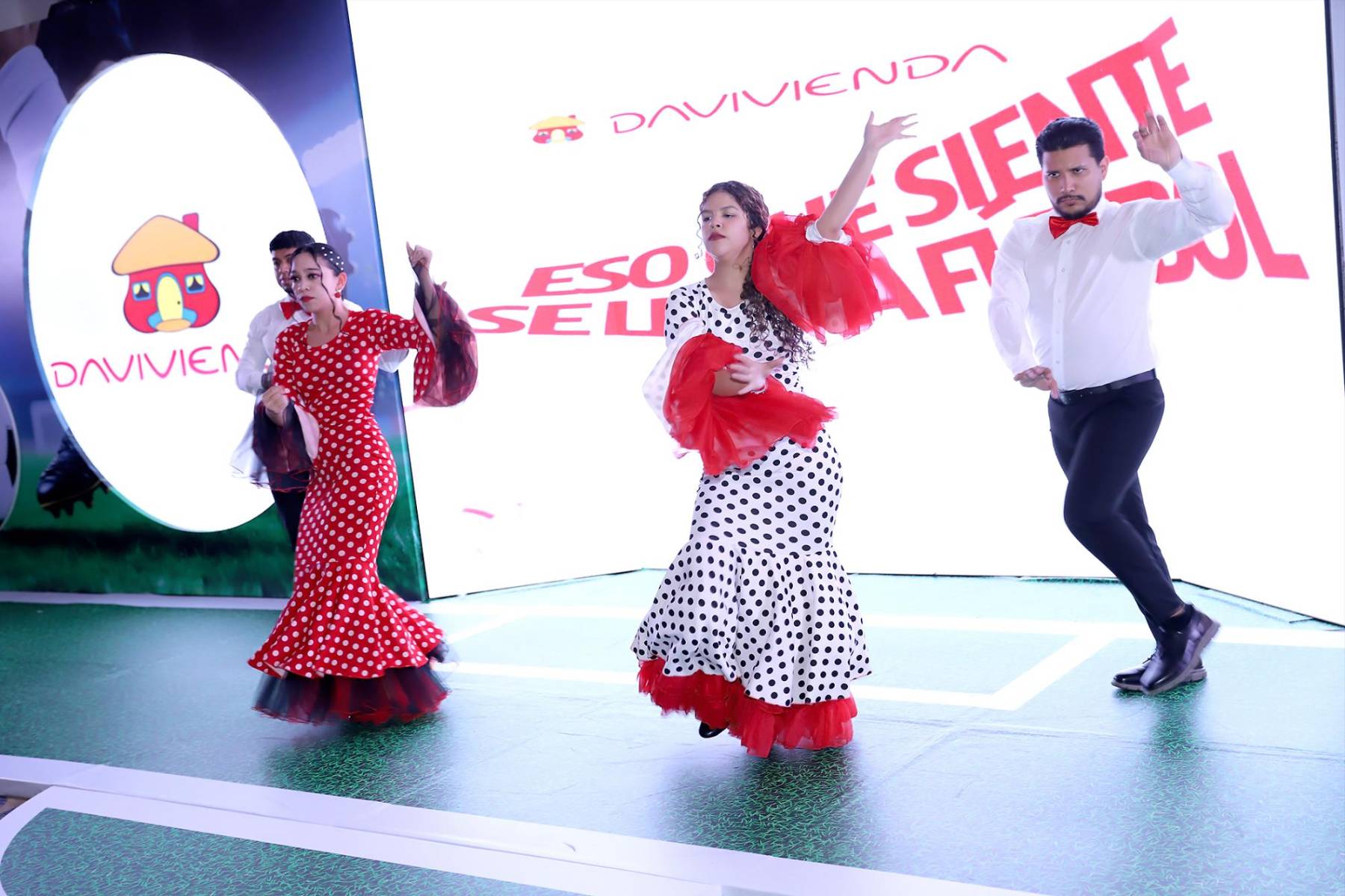 Así se vivió el lanzamiento de “Eso que siente se llama fútbol” por Davivienda