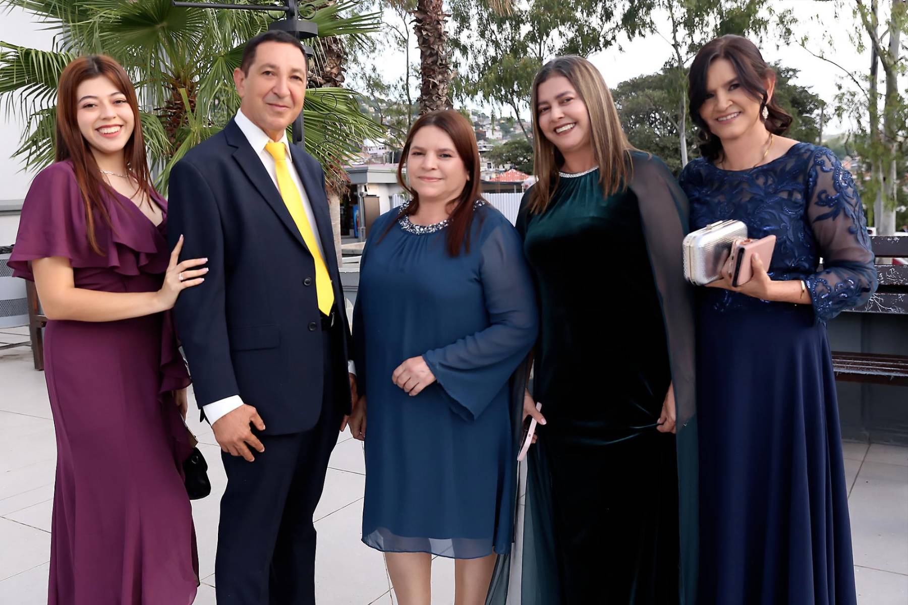 Katherine Castillo, José Coto, Margie Castillo, Francis Castillo y Nolvia Castillo