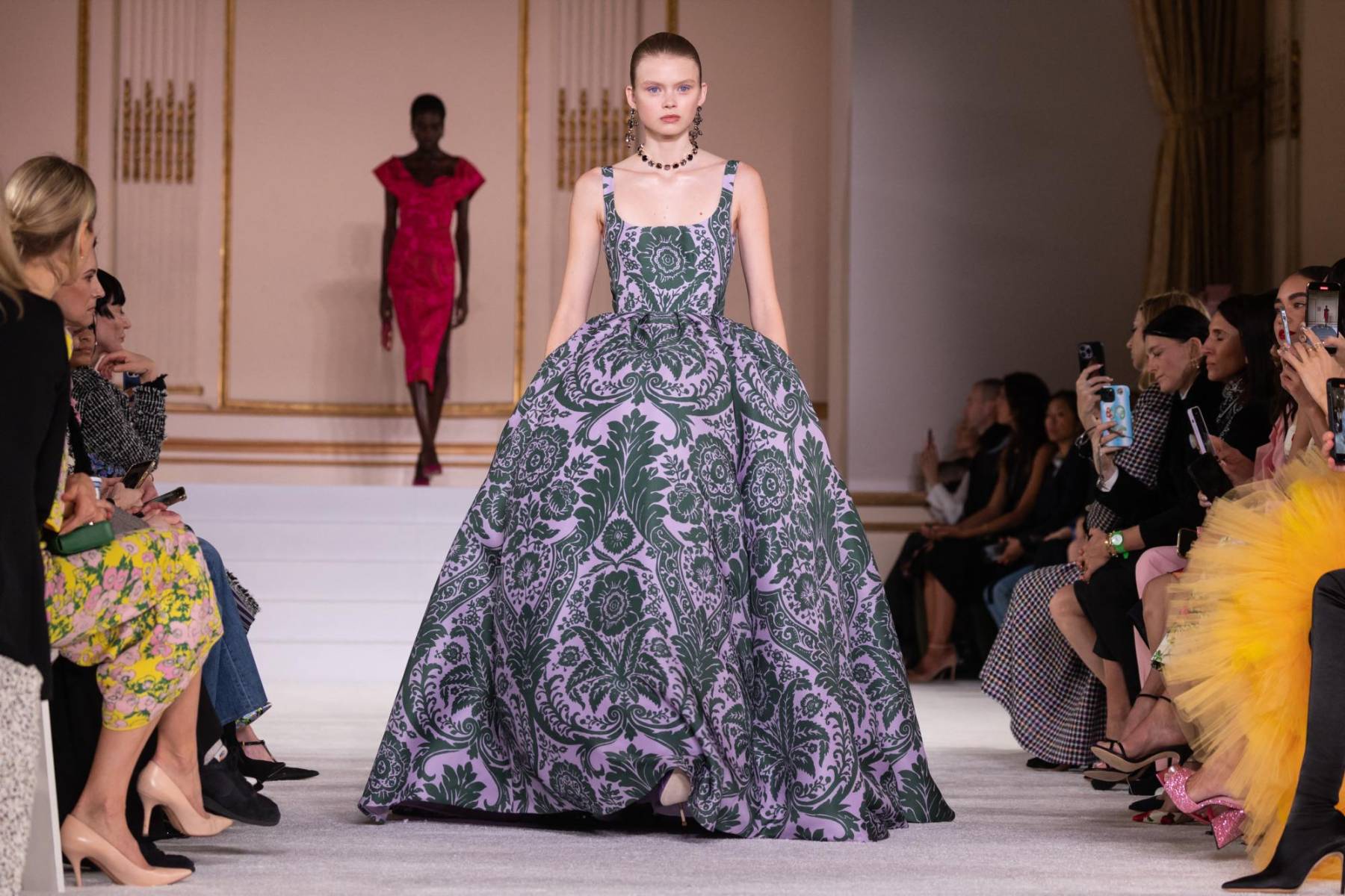 La colección otoño-invierno 2023 de Carolina Herrera