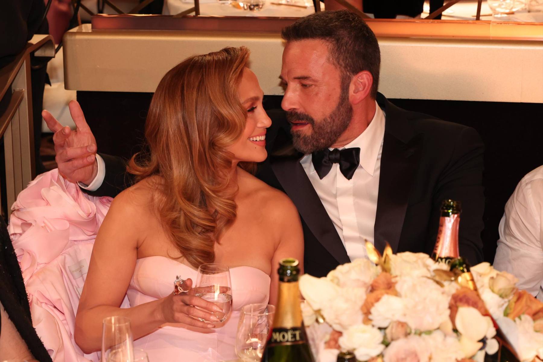 Mejores momentos behind the scenes de los Globos de Oro 2024