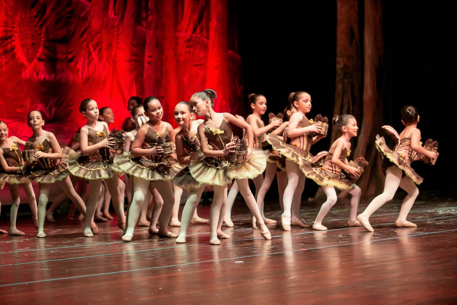 Adagio presenta el espectáculo “Había una vez...”