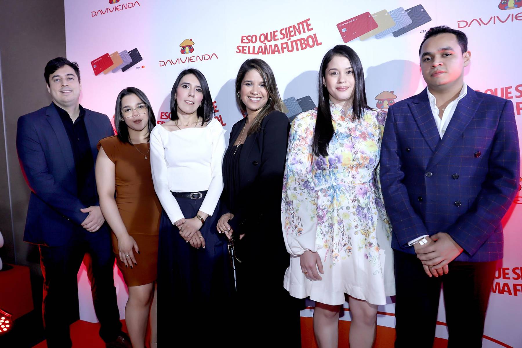Alejandro Ramírez, Katherine Moncada, Denisse Flores, Ginna Miller, Ana Galindo y Alex Mejía.