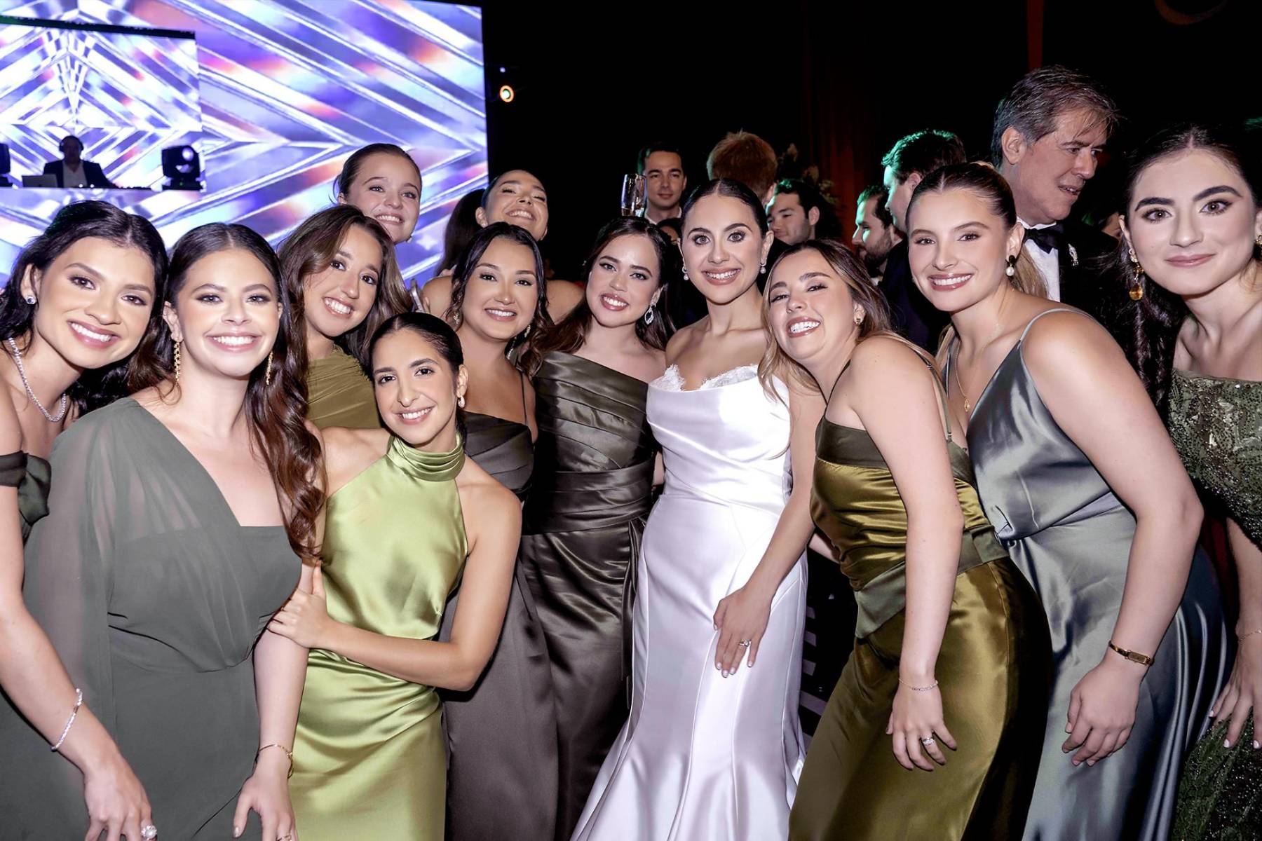Irene Bueso, Iliana Ortega, Alyssa Tinoco, Catherine Zummar, Ana Ordoñez, Cristina Bogran, Andrea Jordan, Sara Buitrago, Itala Vives, Pilar Jordan, Melania Vargas y Sarah Downing.
