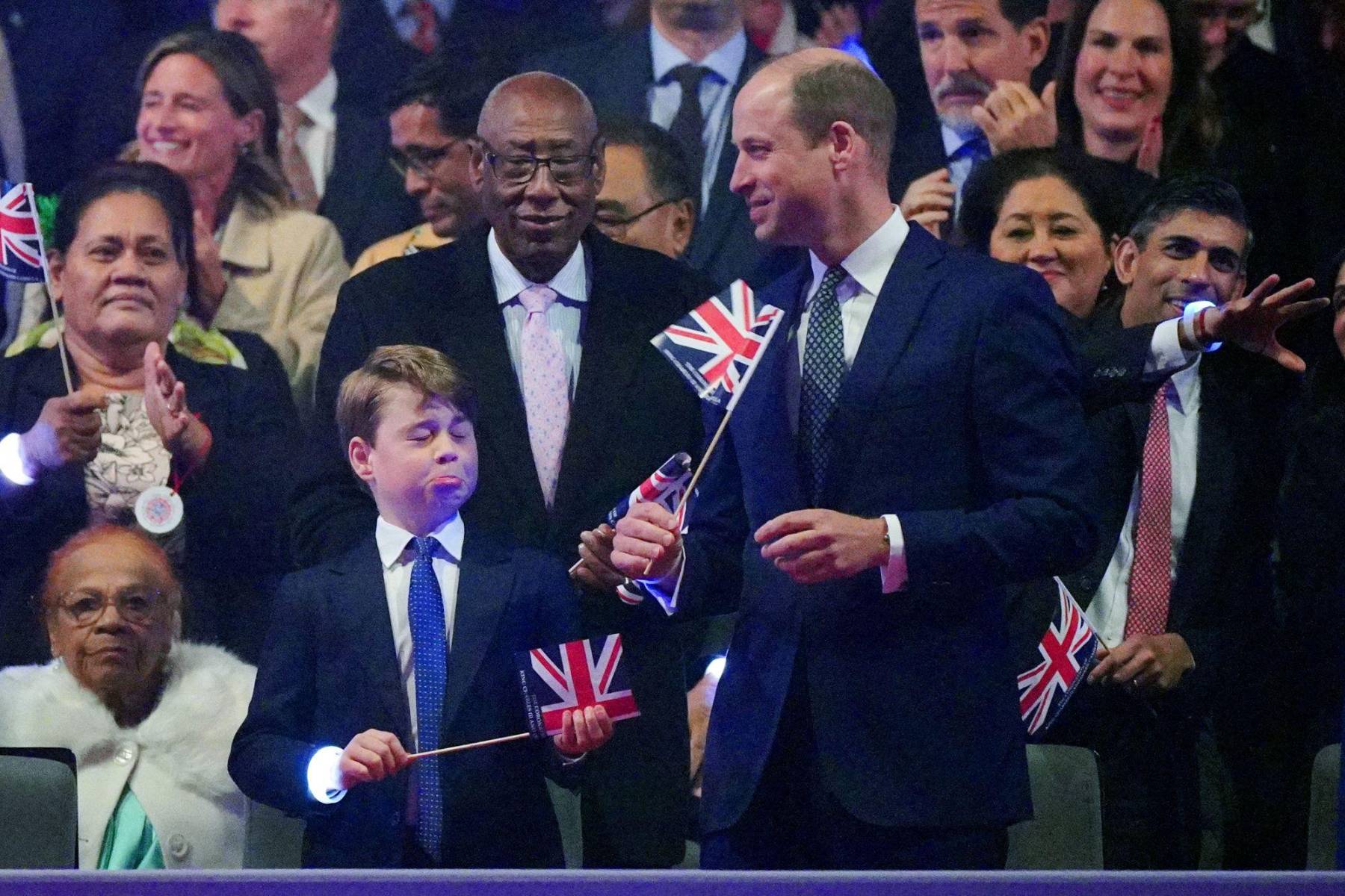 George y su padre, William de Gales 