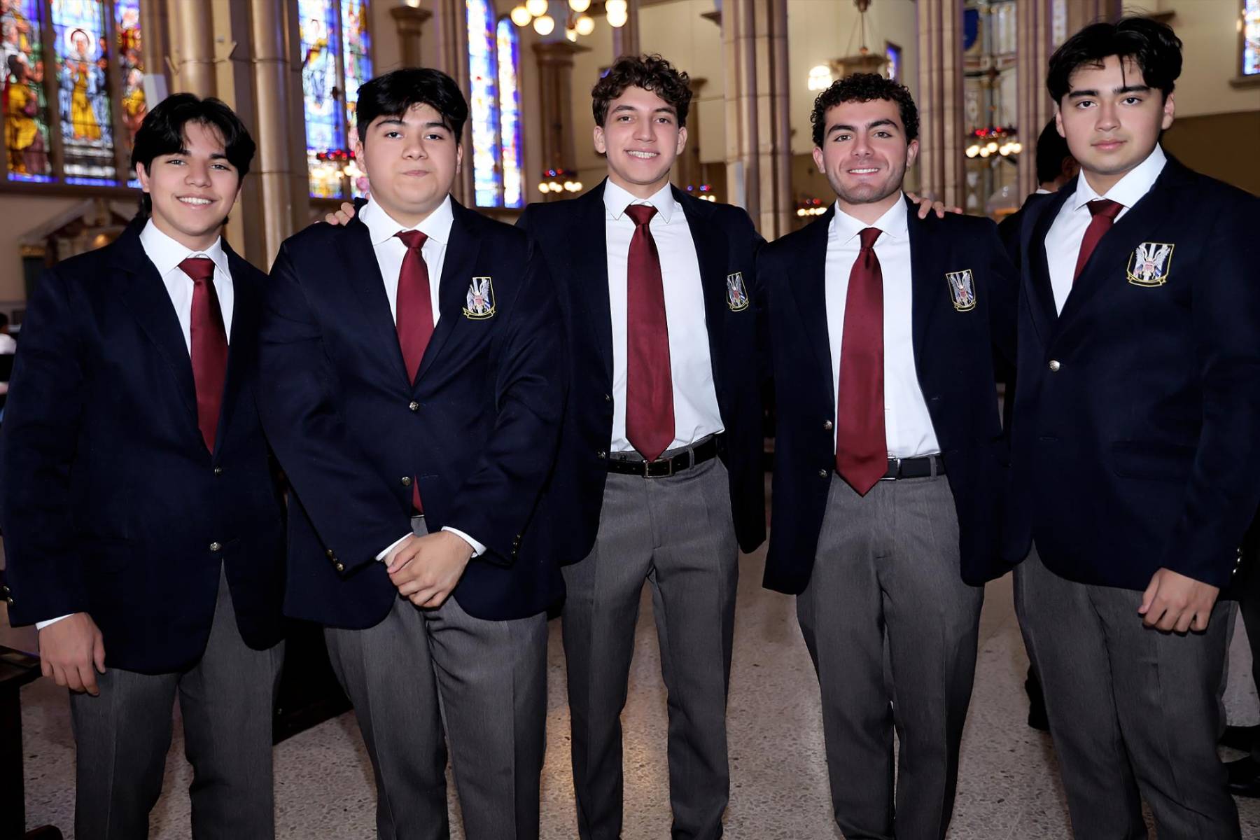 Misa de Acción de Gracias de los Seniors 2026 de la Escuela Americana