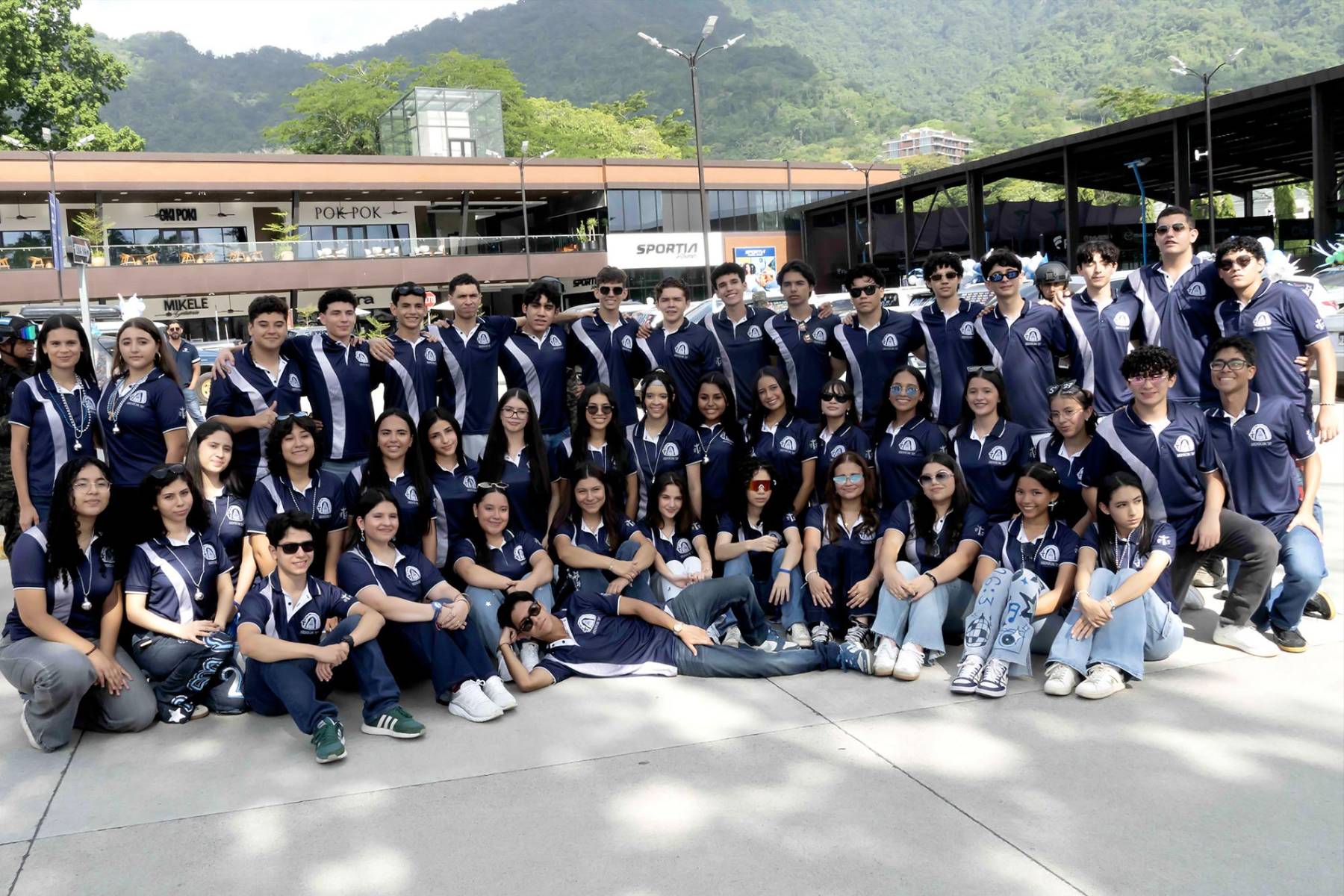 Senior Entrance 2027 de la Franciscan School