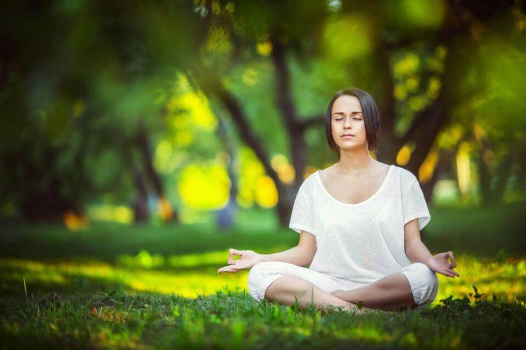 <b>4. Meditar y desconectar</b>Reducir el estrés es clave para una vida plena.