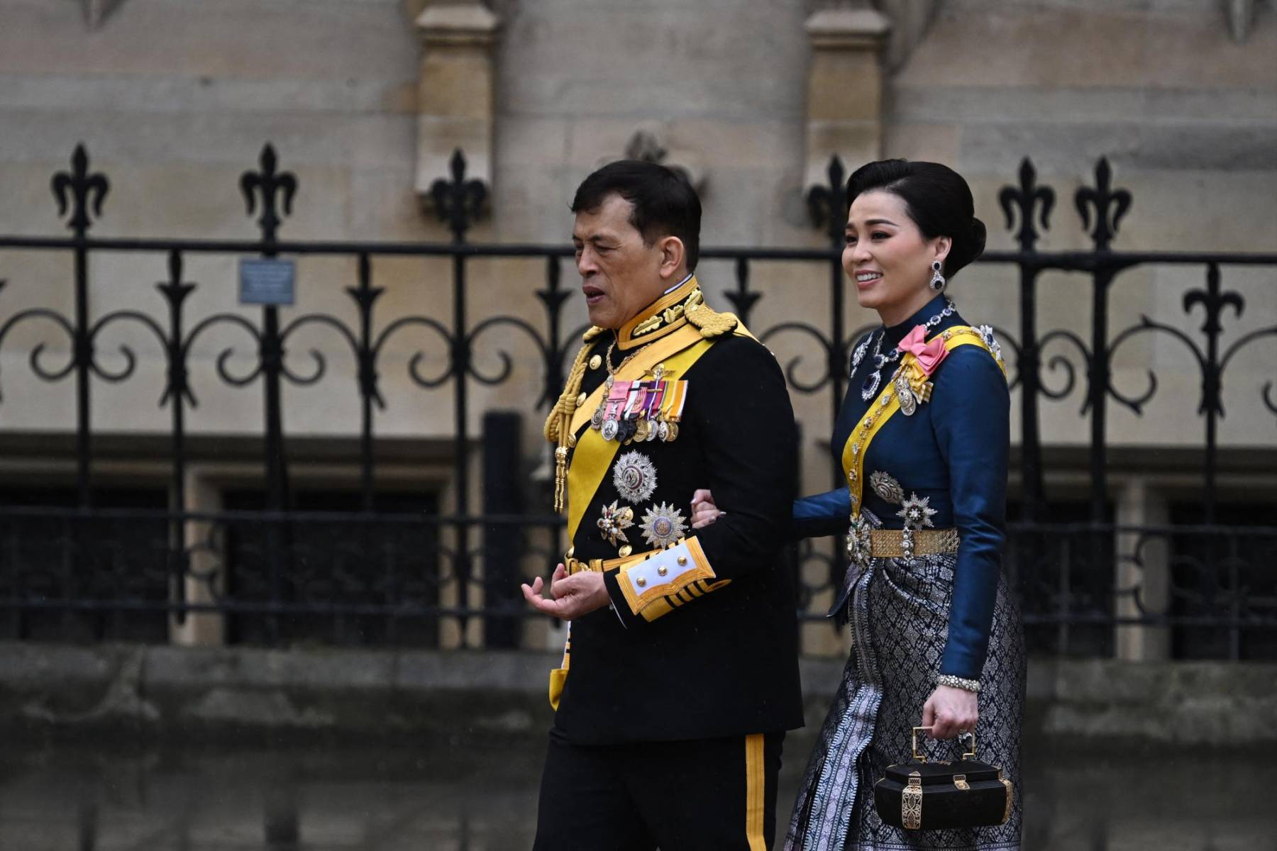 El rey de Tailandia Maha Vajiralongkorn y la reina Suthida