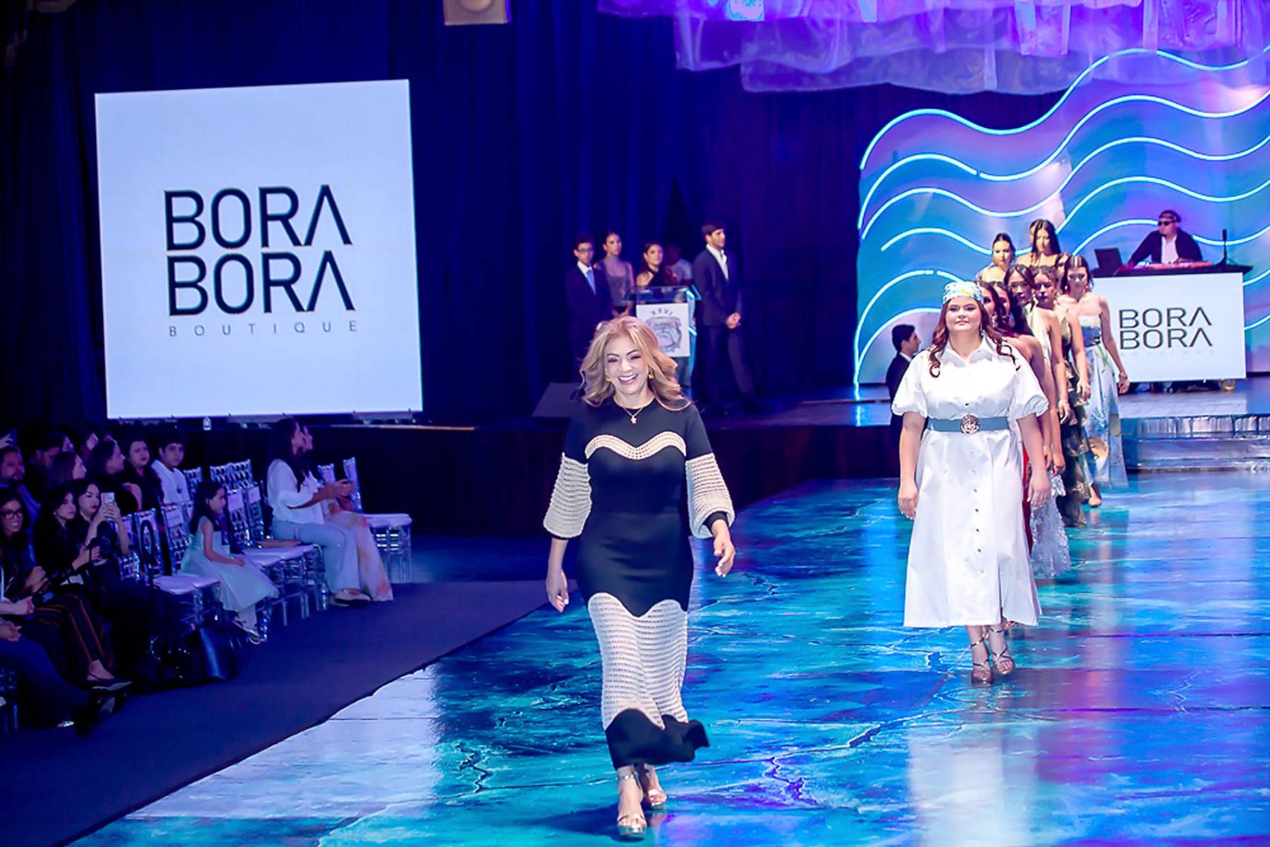 Senior Fashion Show 2026 de la Escuela Internacional Sampedrana, parte 1