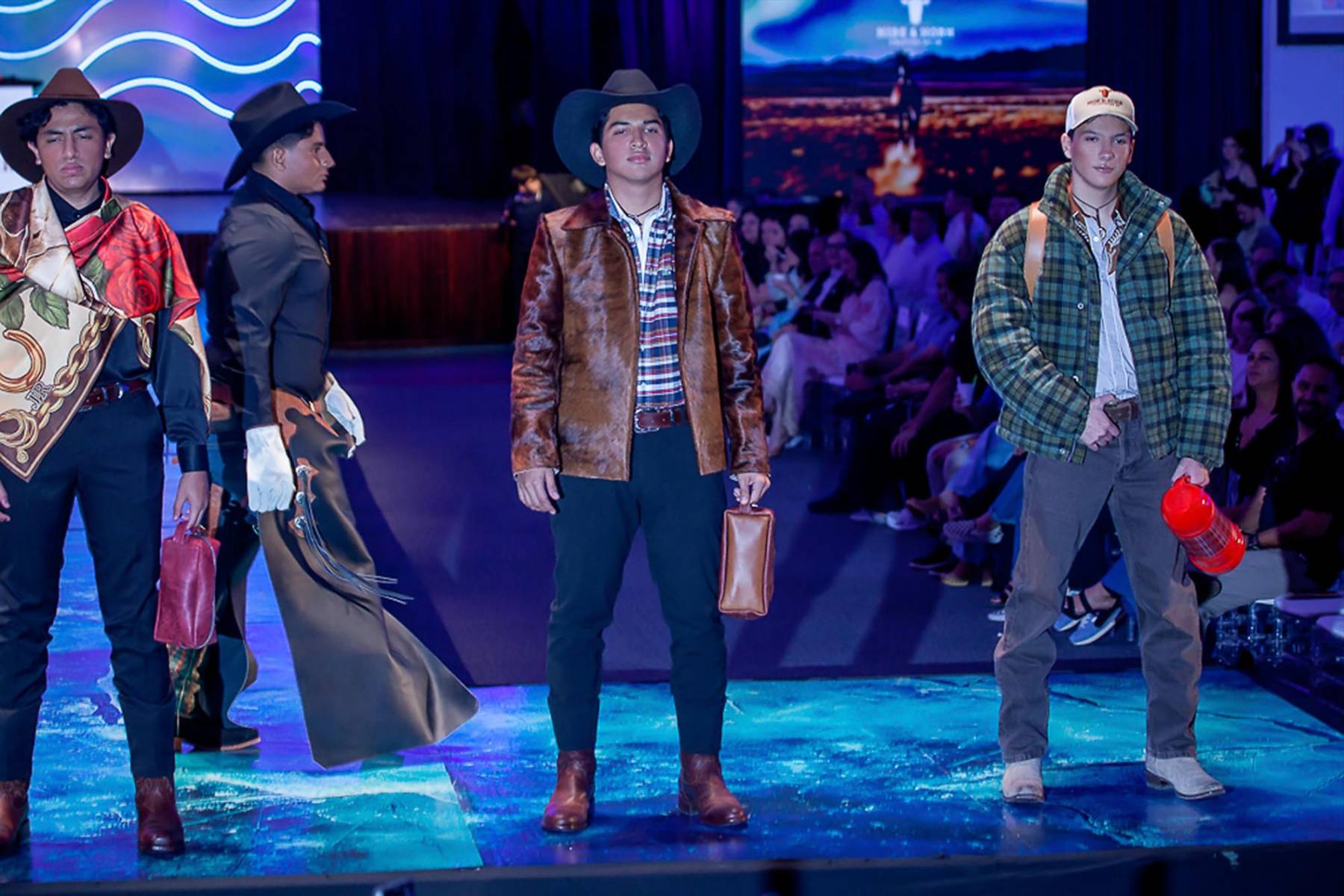 Senior Fashion Show 2026 de la Escuela Internacional Sampedrana, parte 3