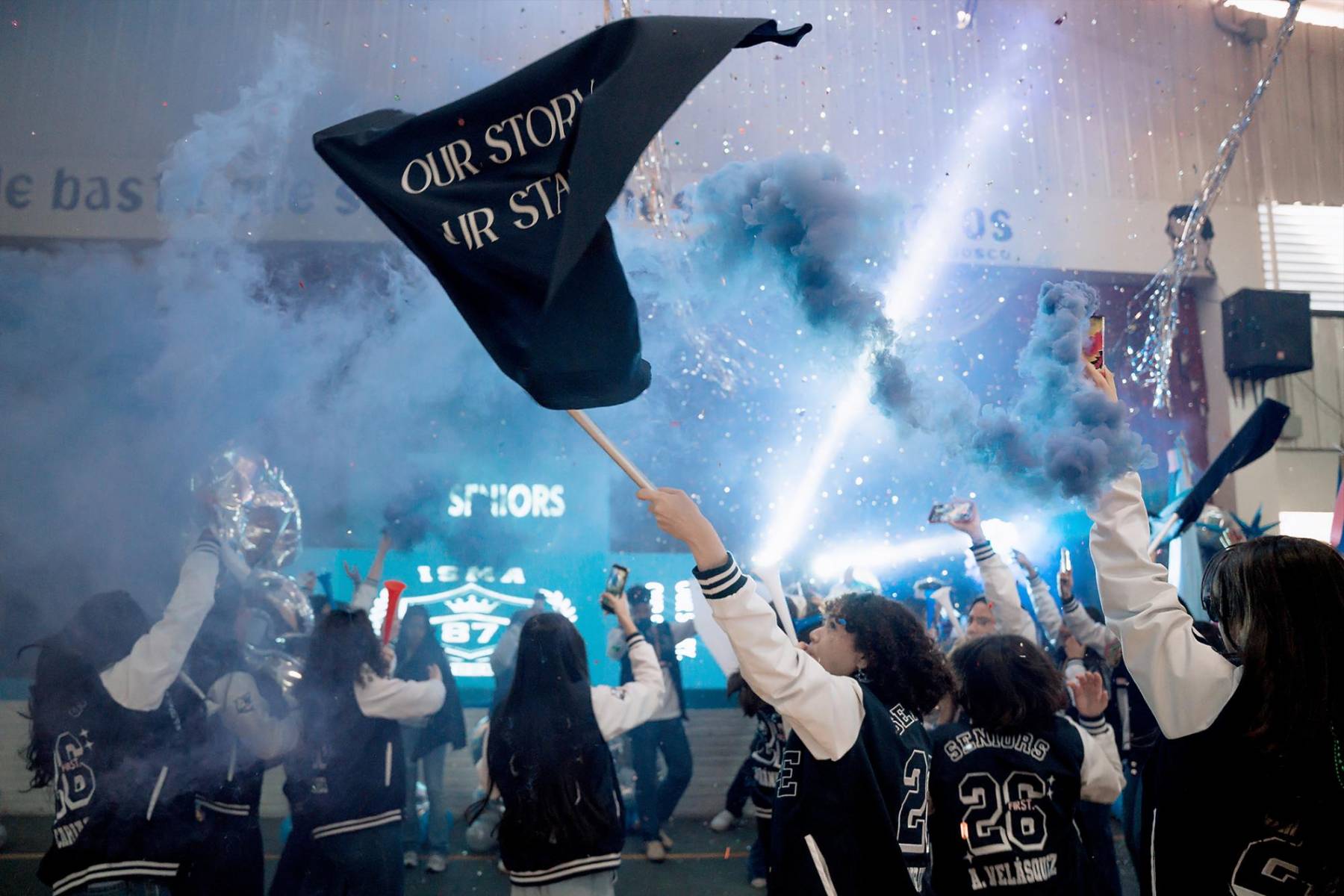 Senior entrance de la clase 2026 del Instituto María Auxiliadora