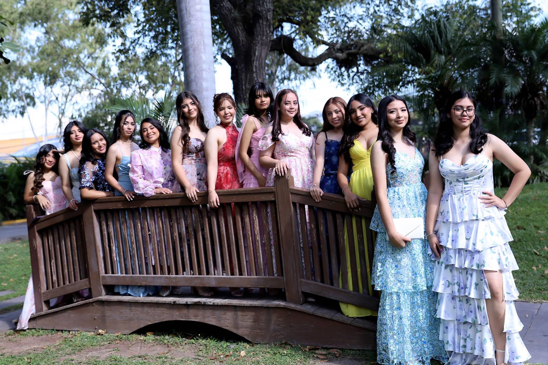 Los Seniors 2026 de Liberty School celebraron con entusiasmo un brunch especial en La Cuisinette. Elegantes y llenos de emoción, los jóvenes compartieron una mañana de risas, conversaciones y grandes momentos mientras se preparan para cerrar esta etapa inolvidable.