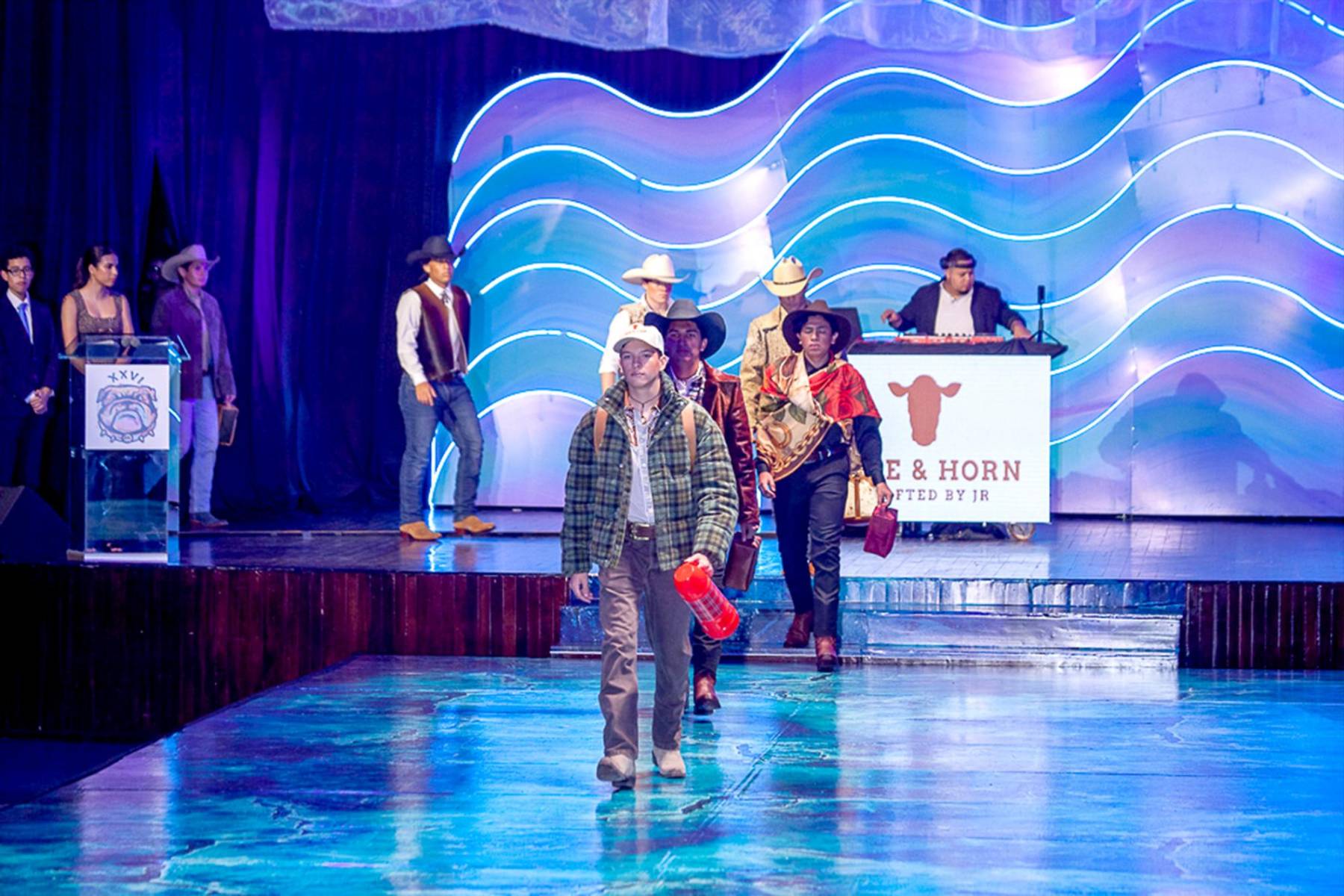 Senior Fashion Show 2026 de la Escuela Internacional Sampedrana, parte 3