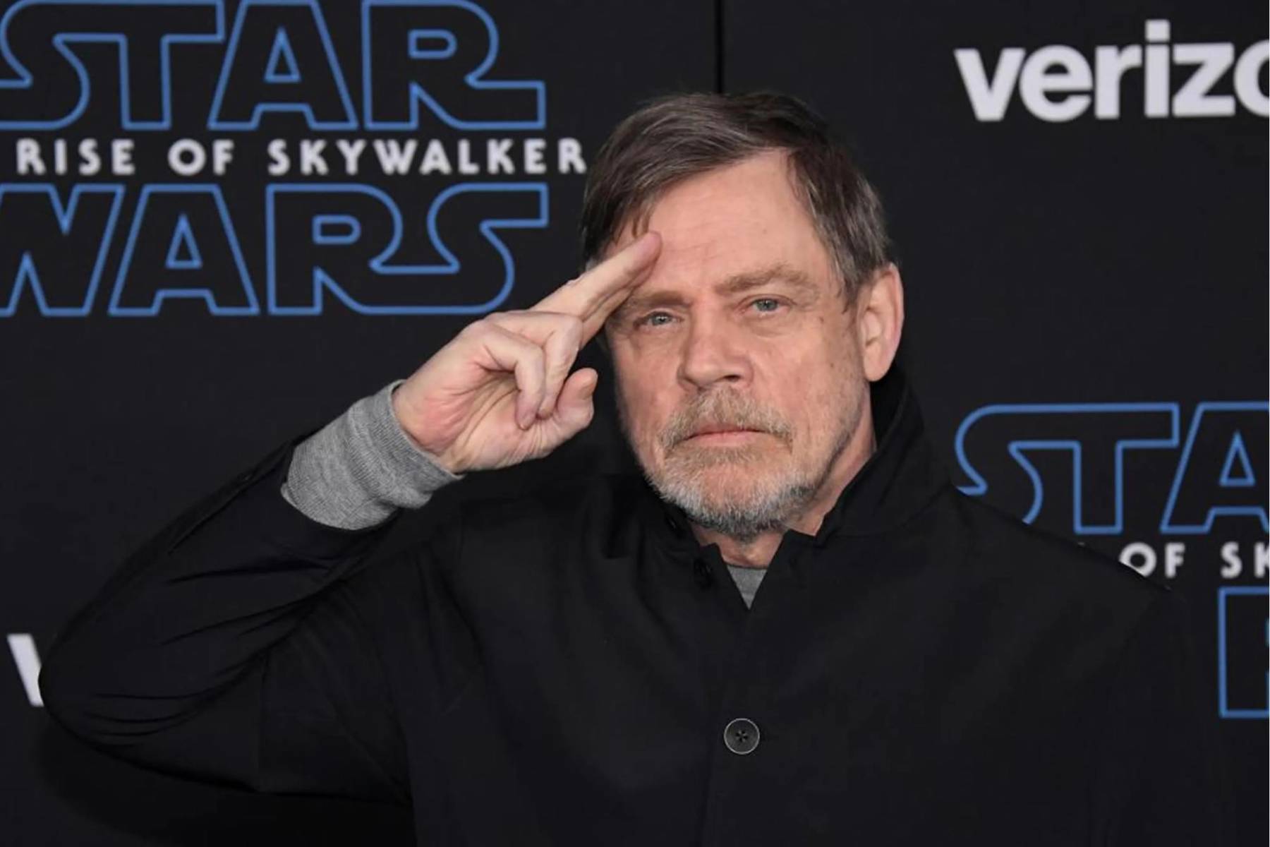 <b>Mark Hamill</b>El legendario actor de <i>Star Wars</i> dejó su hogar en Malibú y se trasladó a la residencia de su hija en Hollywood. Mark expresó su tristeza por el impacto de los incendios en su comunidad y destacó la importancia de tomar acciones para mitigar el cambio climático.