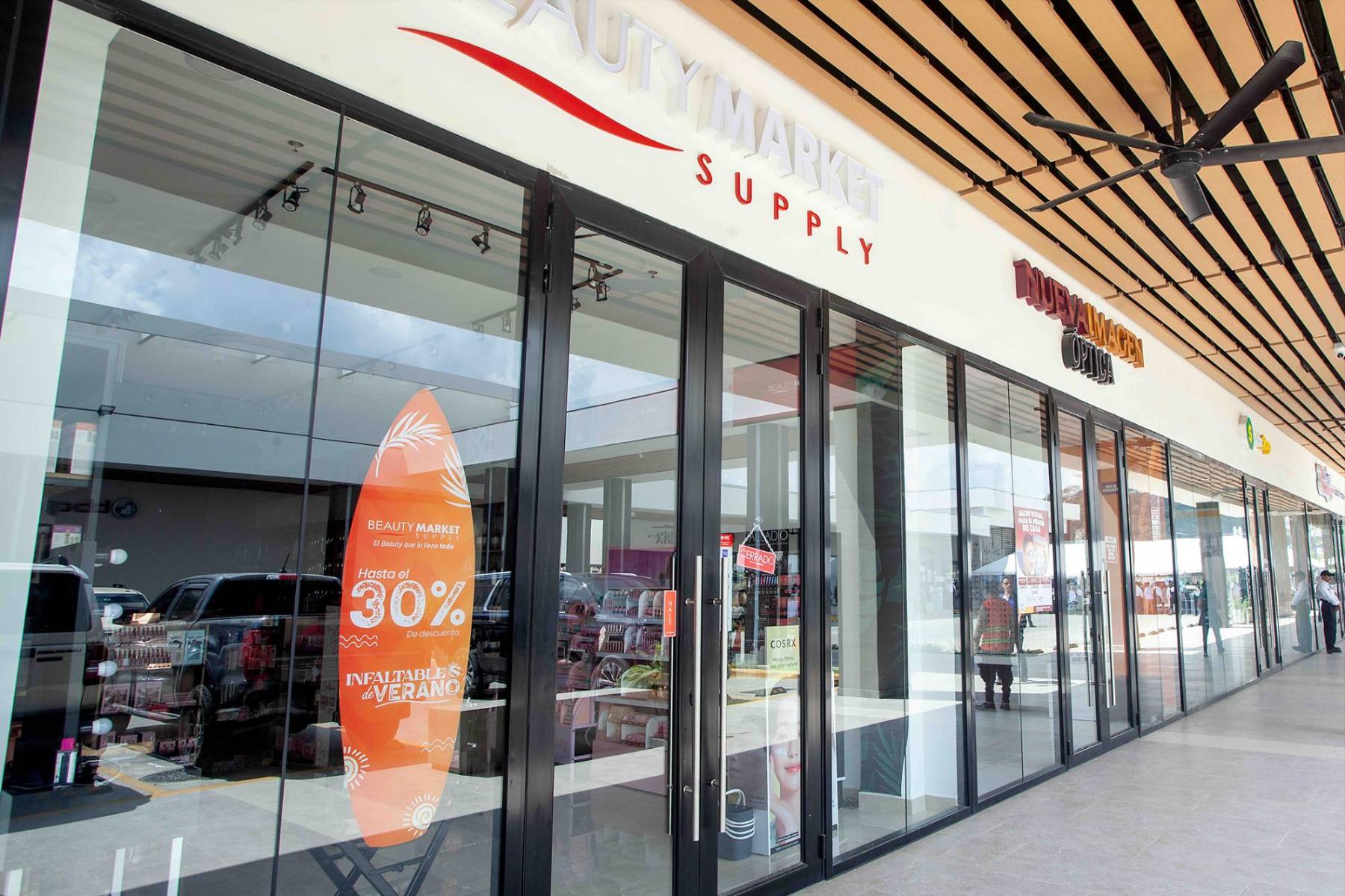 Inauguración de Town Center