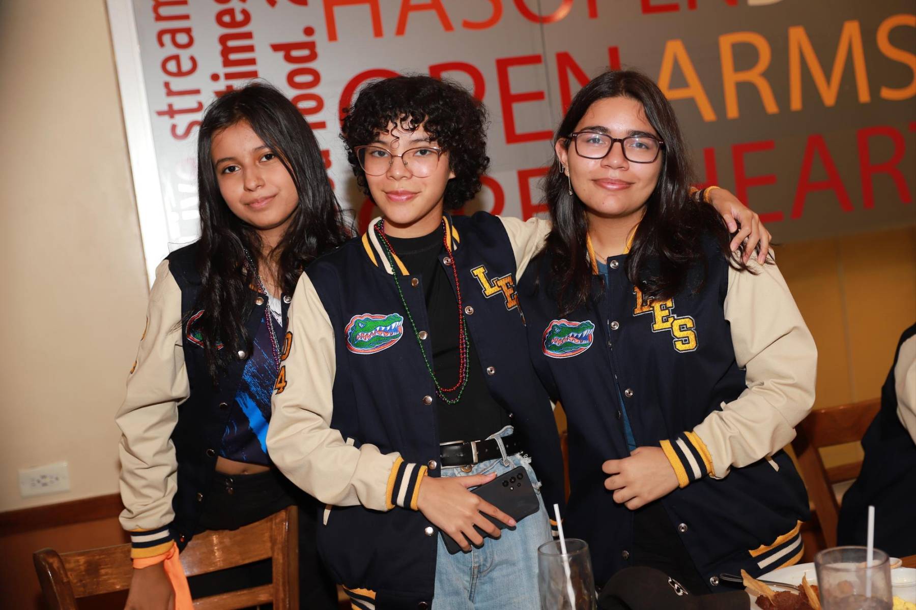 Alejandra Galdamez, Mónica Amaya y Arelis Reyes.