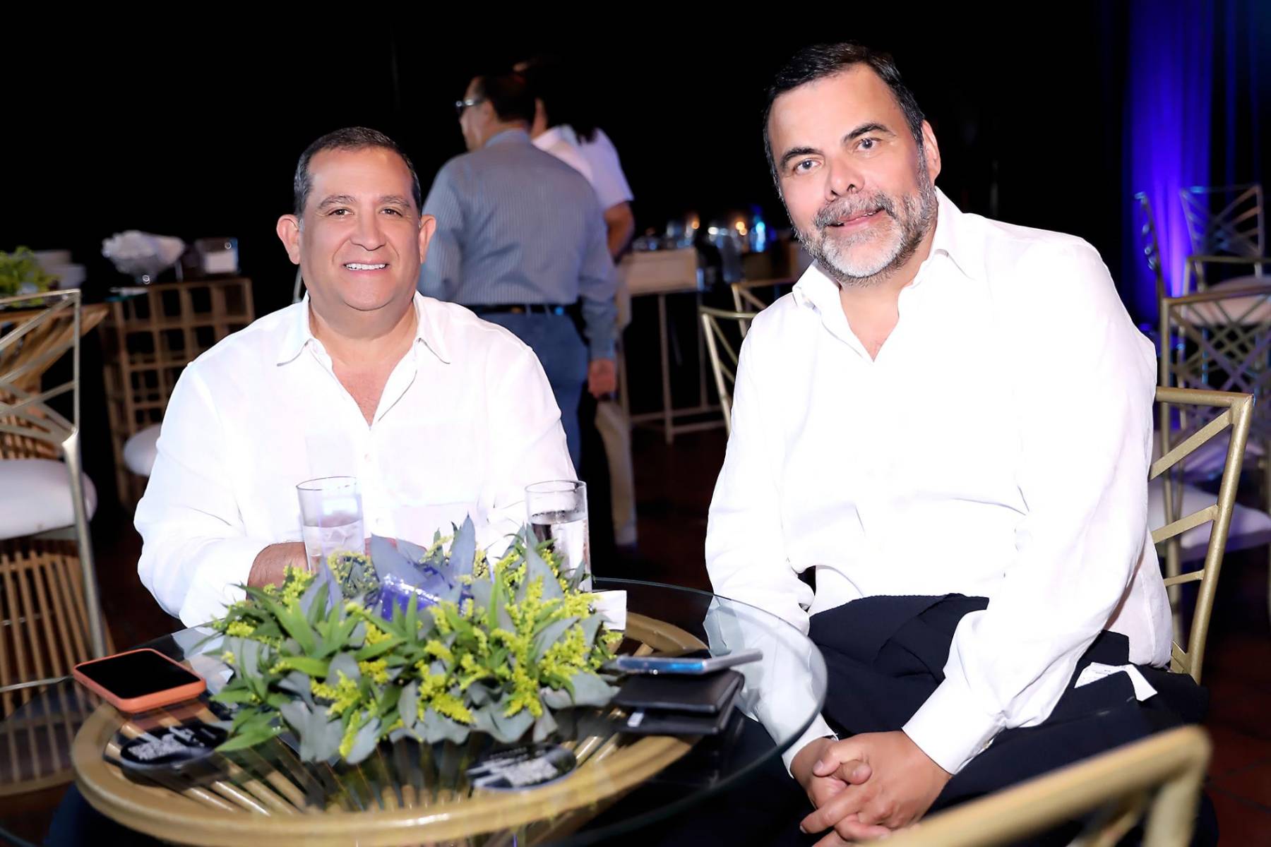Agustín Torres y Roger Morazán.