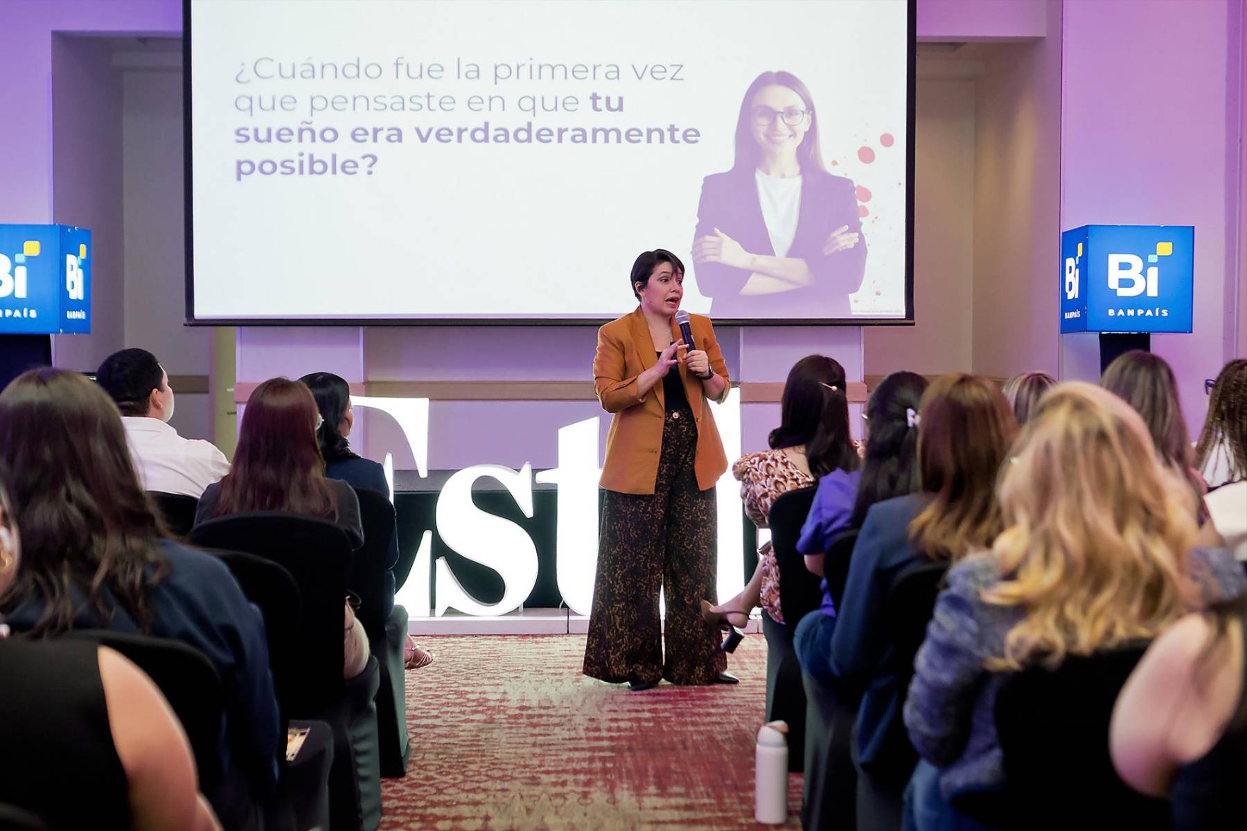 Jessica Calderón.