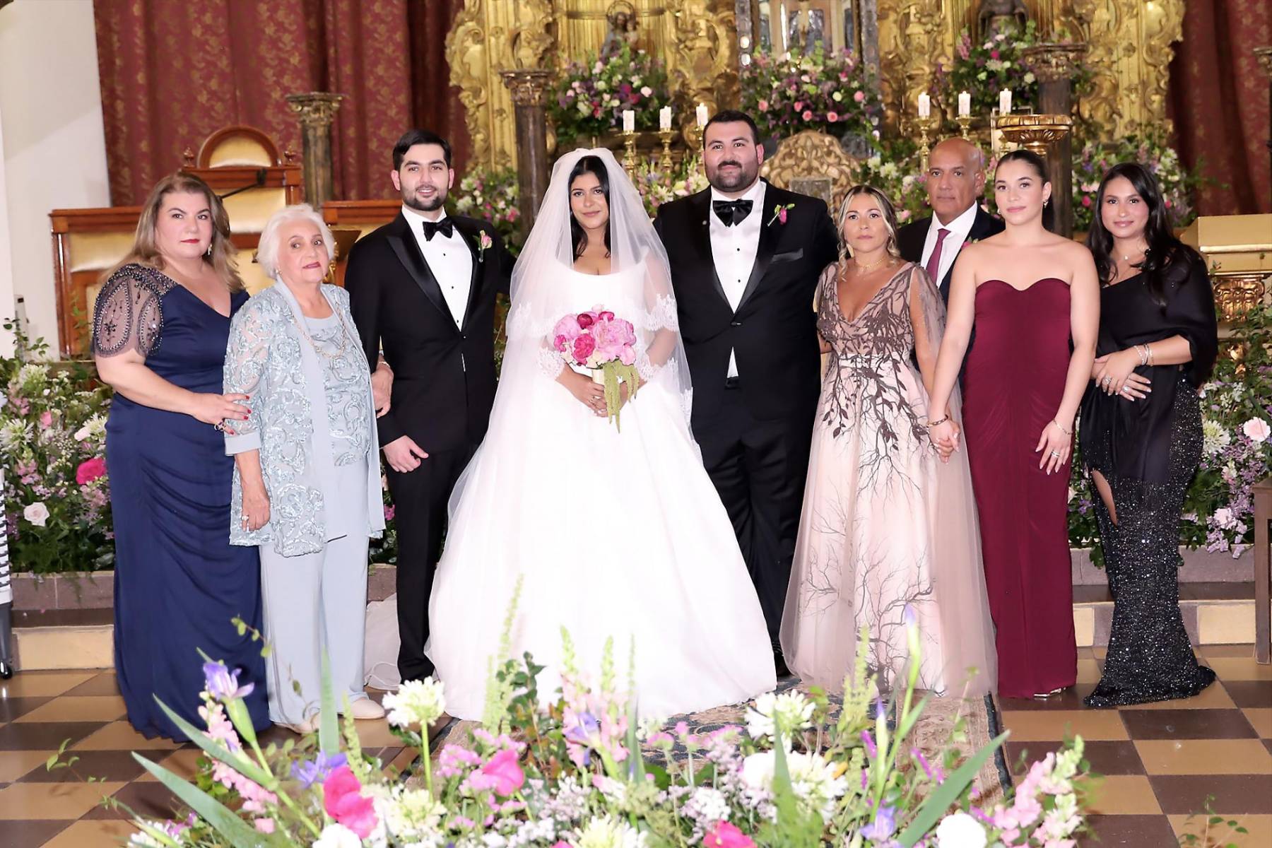 Así fue la boda eclesiástica de Ivana Lagos y Jacobo Waincier Canahuati