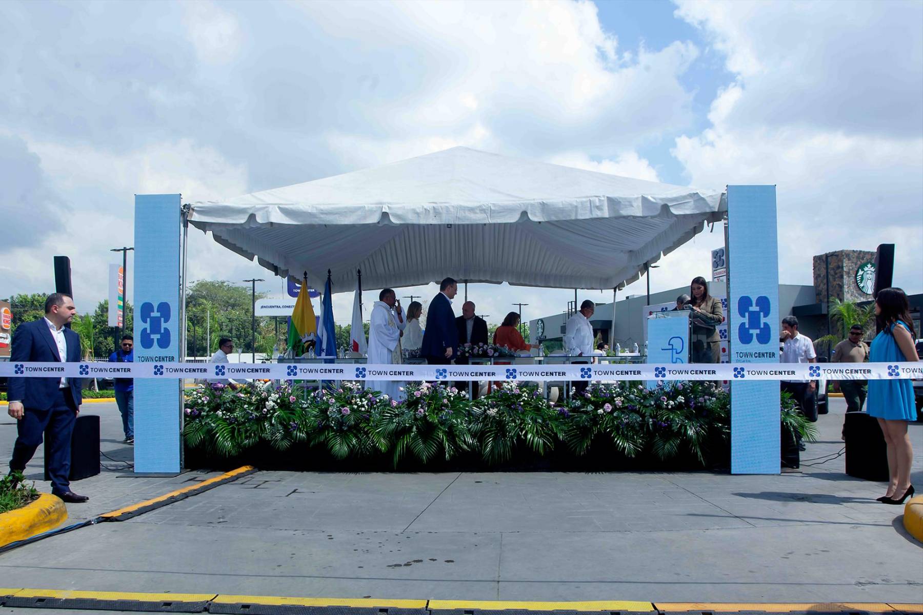 Inauguración de Town Center