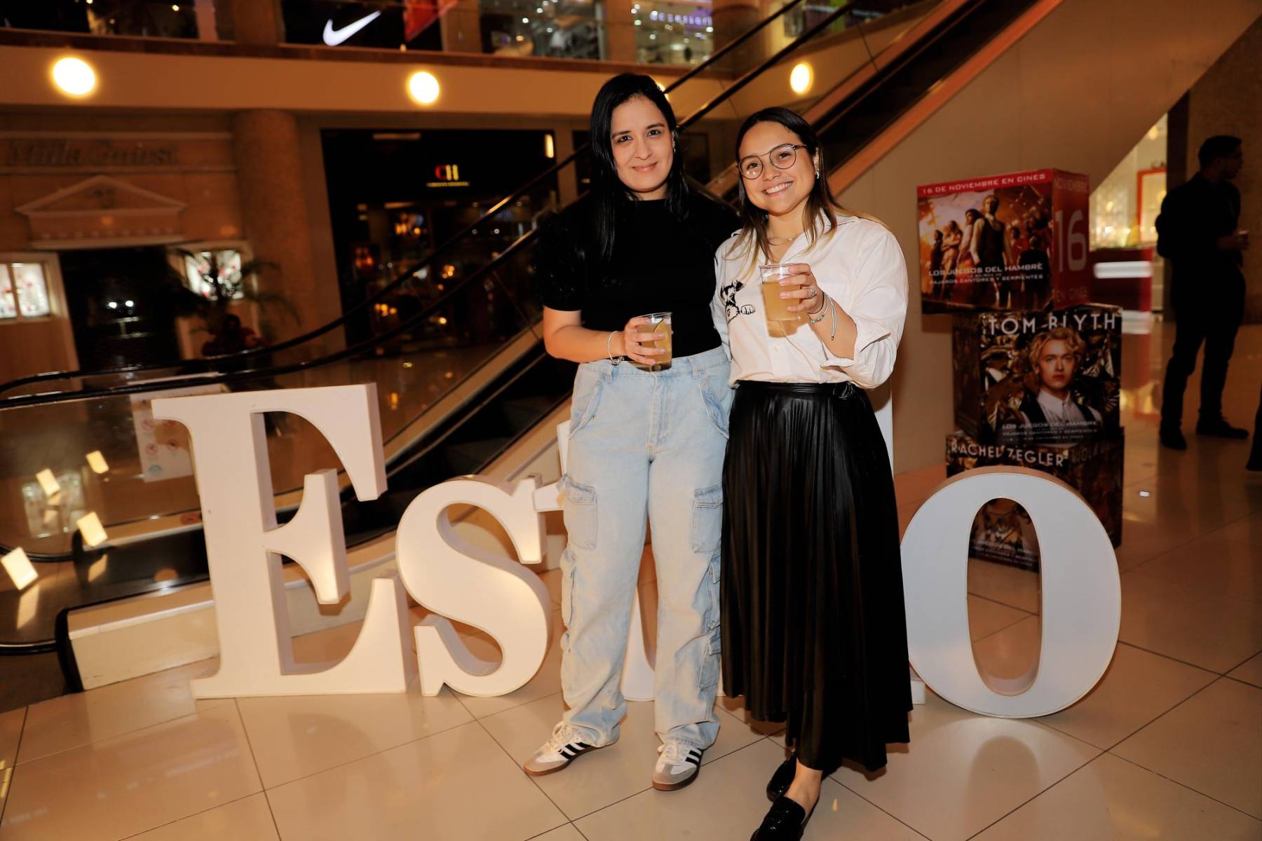 Gabriela López y Nazareth Ortez. 