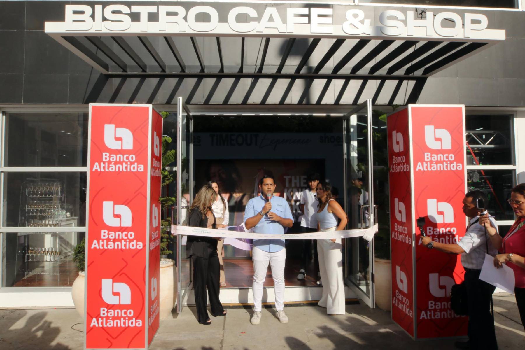Grand opening de Bistró by Timeout