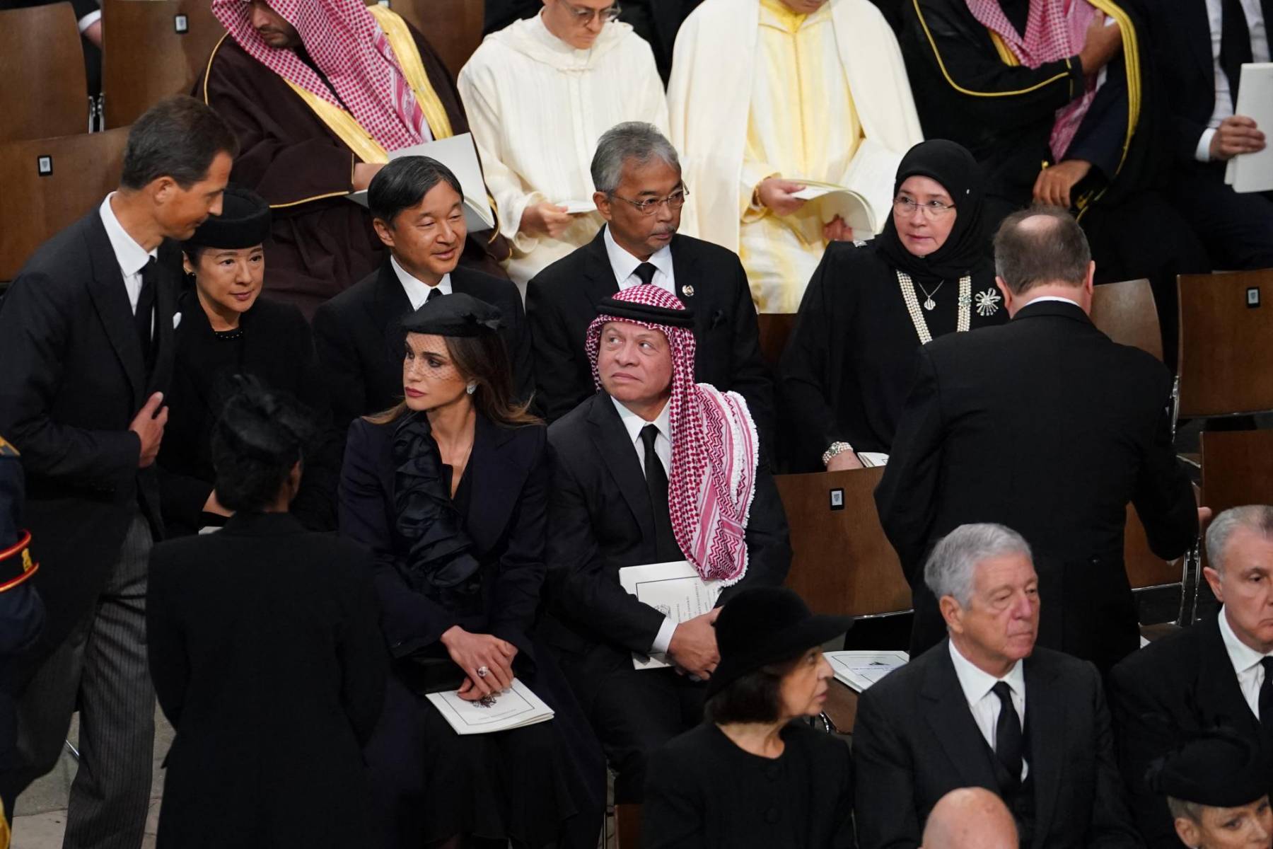 El rey Abdullah II y la reina Rania de Jordania. (Photo by Gareth Fuller / POOL / AFP)