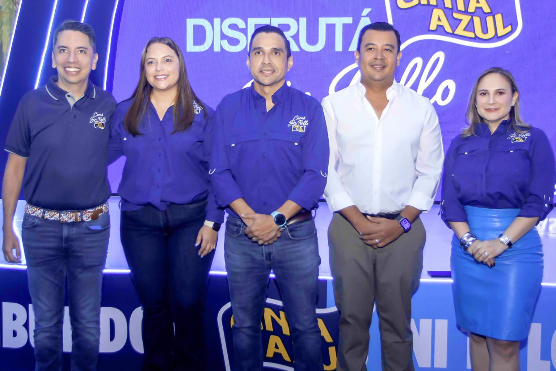 Asi fue el lanzamiento de Cinta Azul un nuevo producto premium