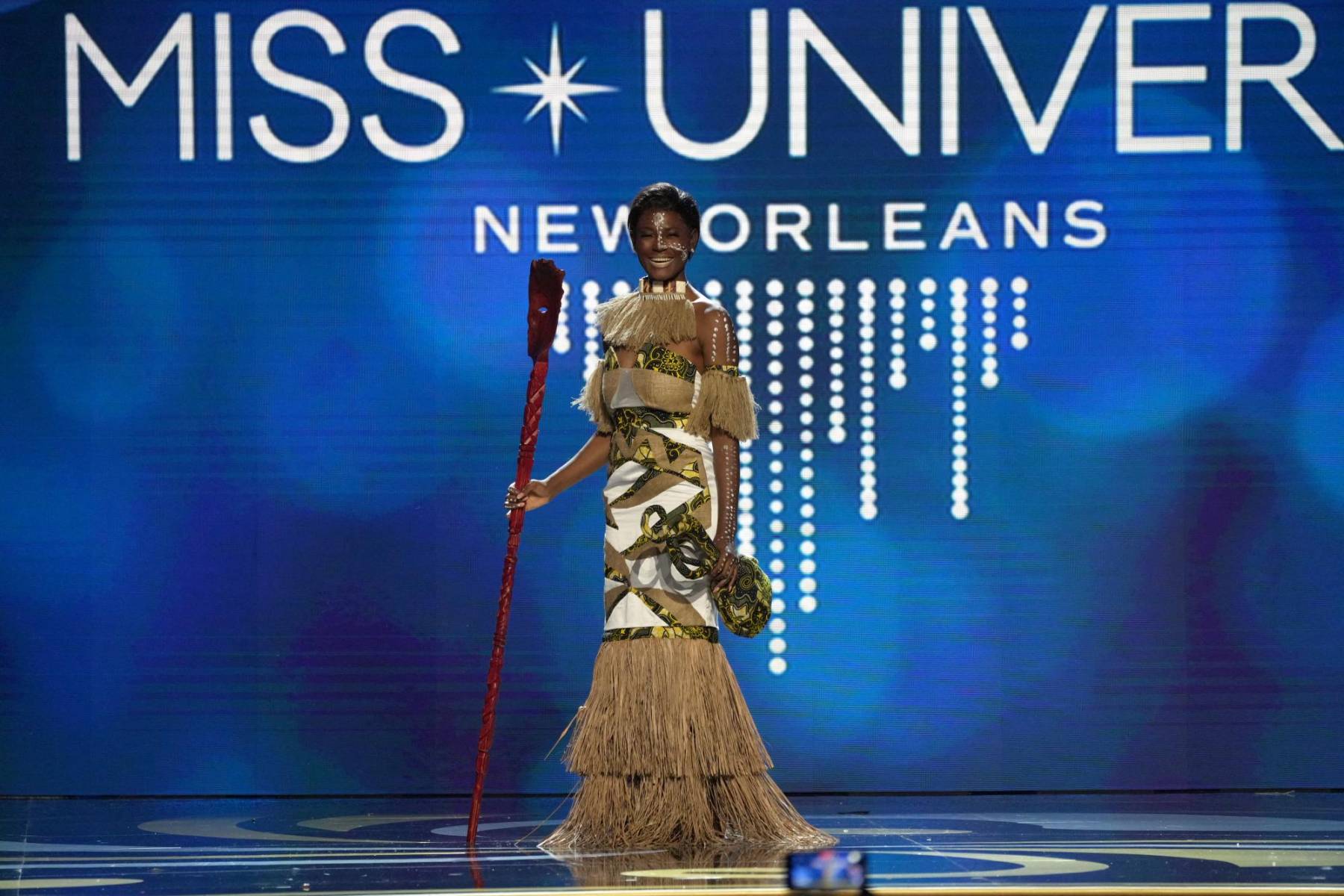  Miss Guinea Ecuatorial, Alba Isabel Obama Moliko