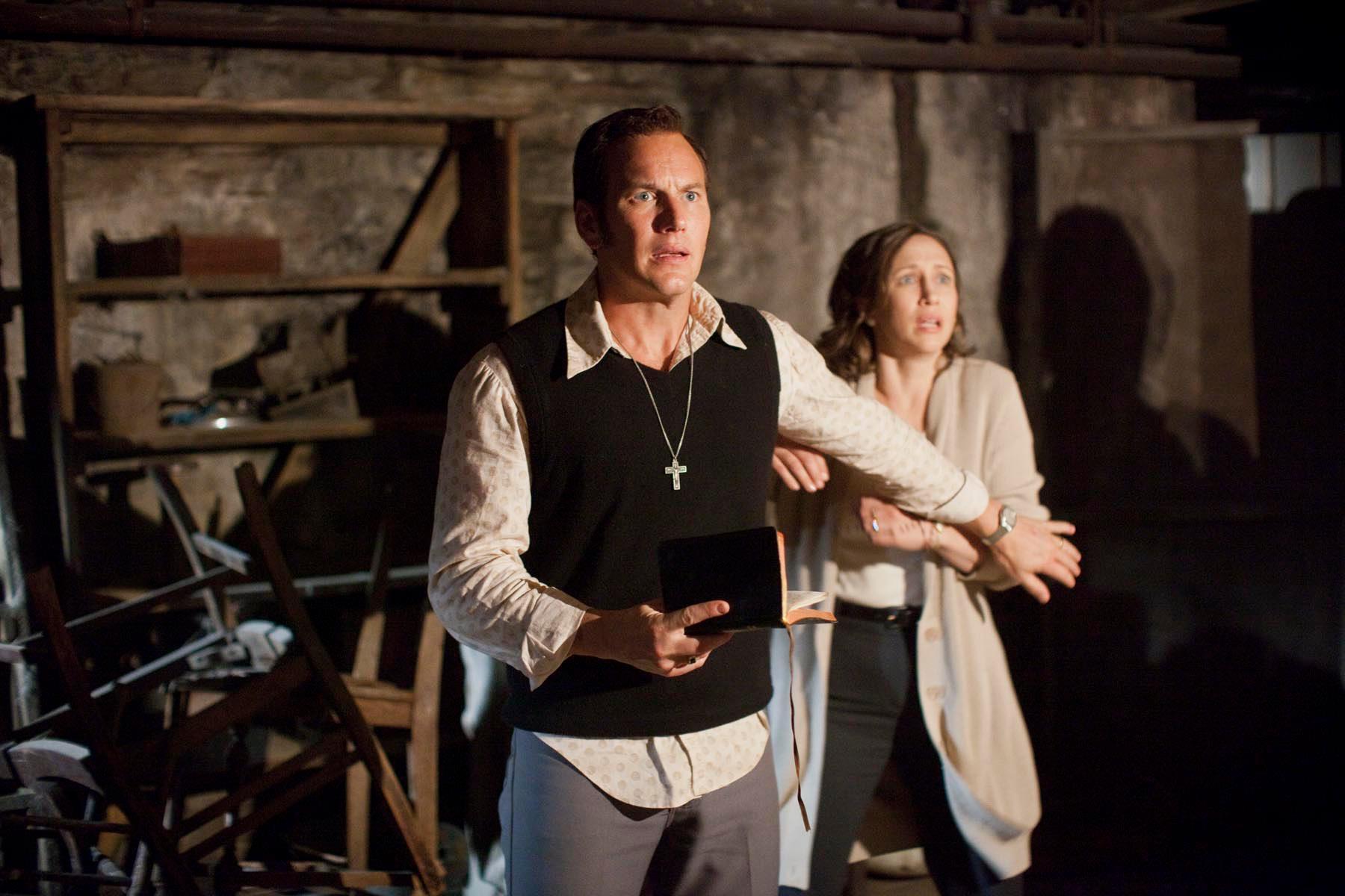 <b>‘Expediente Warren’ (2013)</b>La pareja de investigadores de fenómenos paranormales Warren se enfrenta a una entidad demoníaca que atormenta una familia en una granja aislada. 