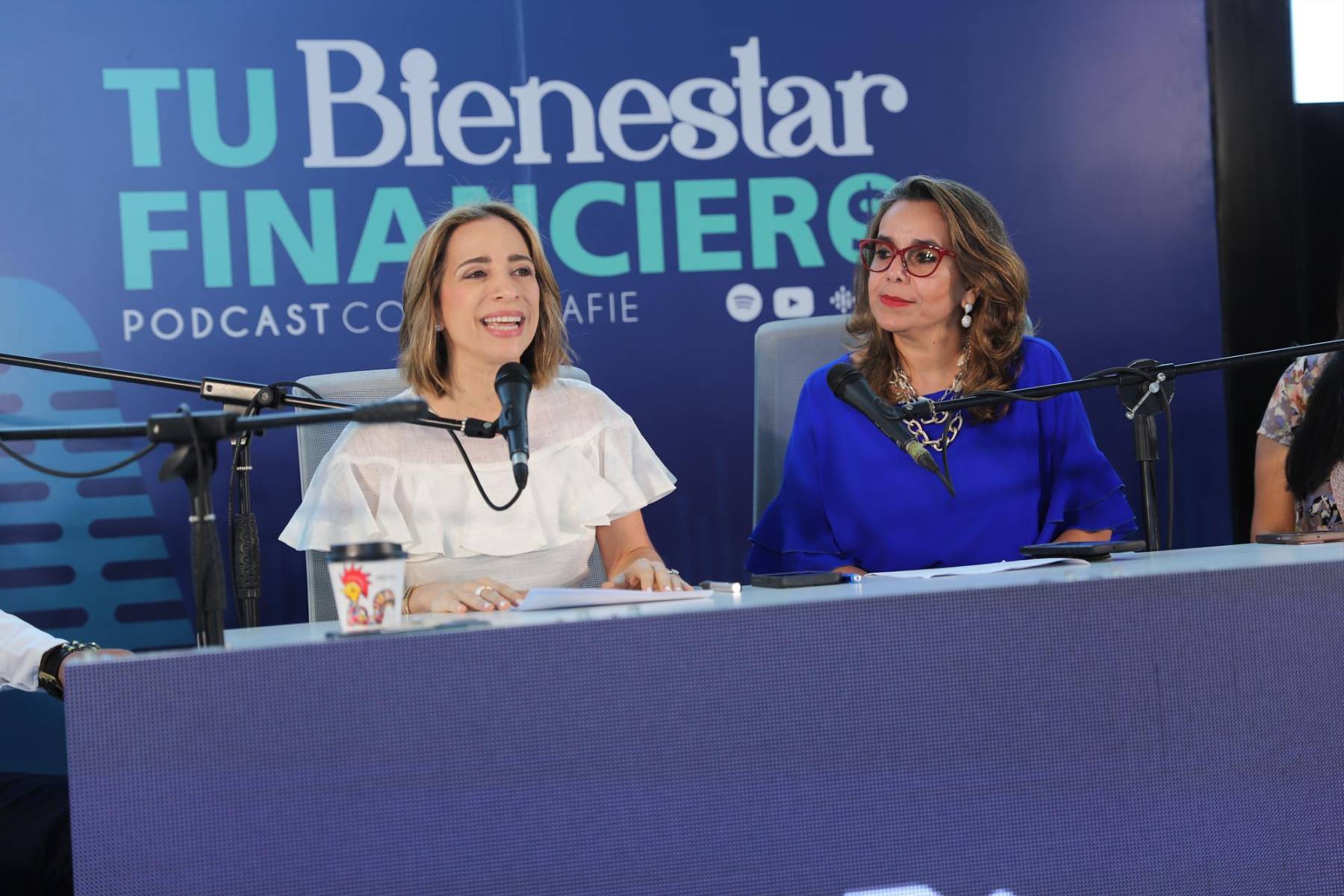Ali Kafie y Tethey Martínez.