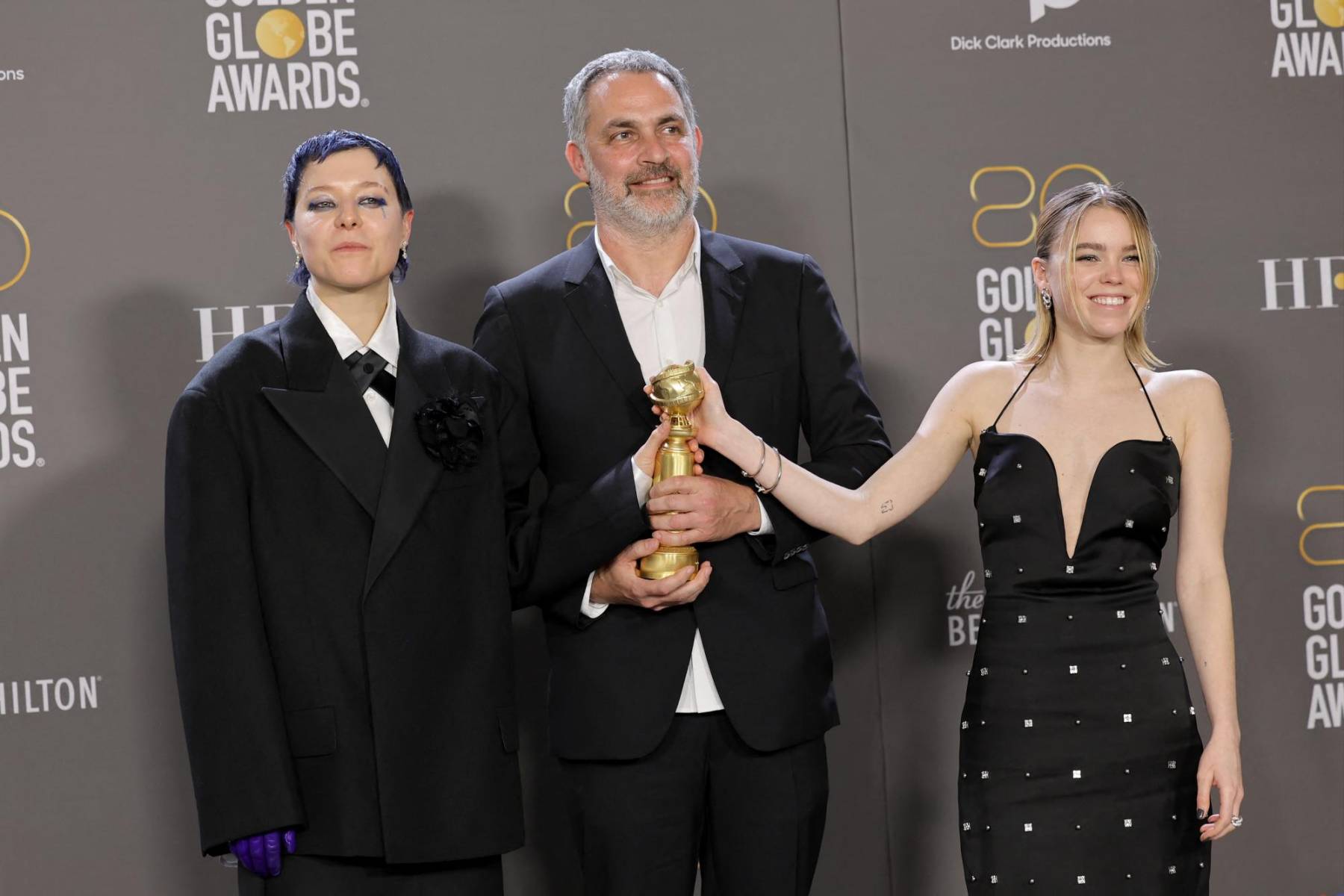 <b>MEJOR SERIE DRAMÁTICA: HOUSE OF THE DRAGON </b>Emma D'Arcy, Miguel Sapochnik y Milly Alcock