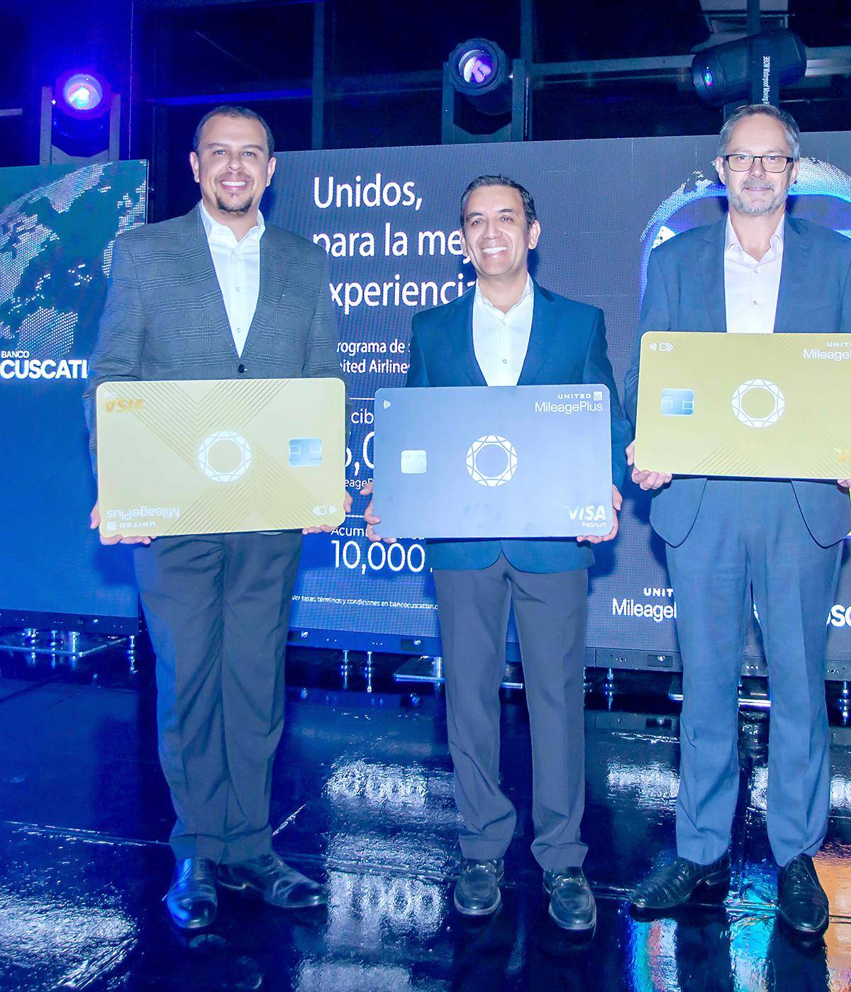 Allan Castillo, gerente de medios Visa; Eurípides Cálix, gerente de banco Cuscatlán; Rolf Meyer, director de ventas de United Airlines para México, Centroamérica y el Caribe y Juan Pablo Taylor, gerente general de Visa Guatemala,Honduras y El Salvador.