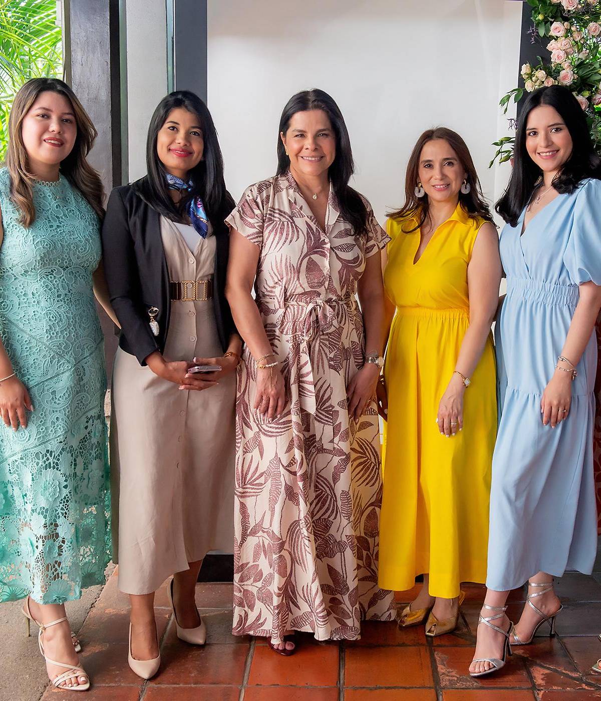 Banco Cuscatlan celebra a mamá con Flow and Glow