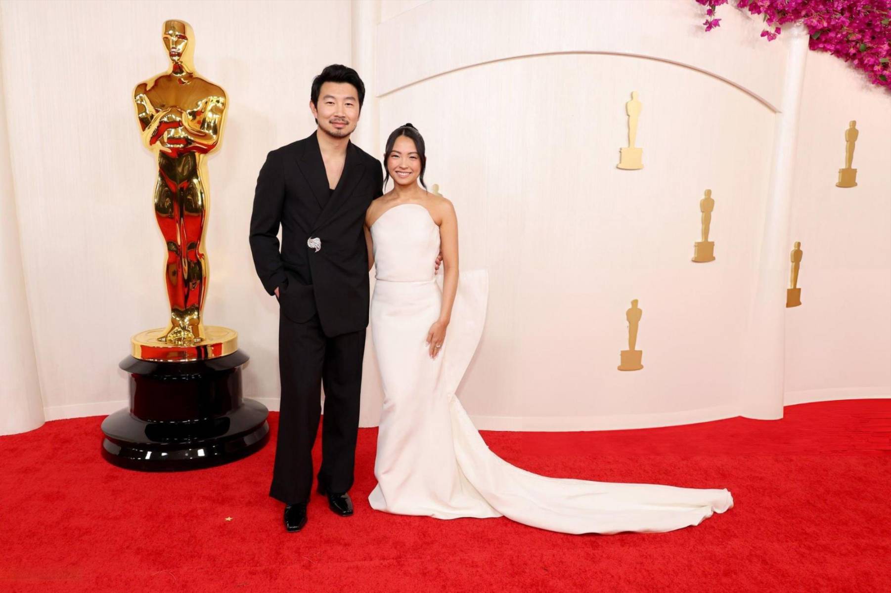 Simu Liu y Allison Hsu.