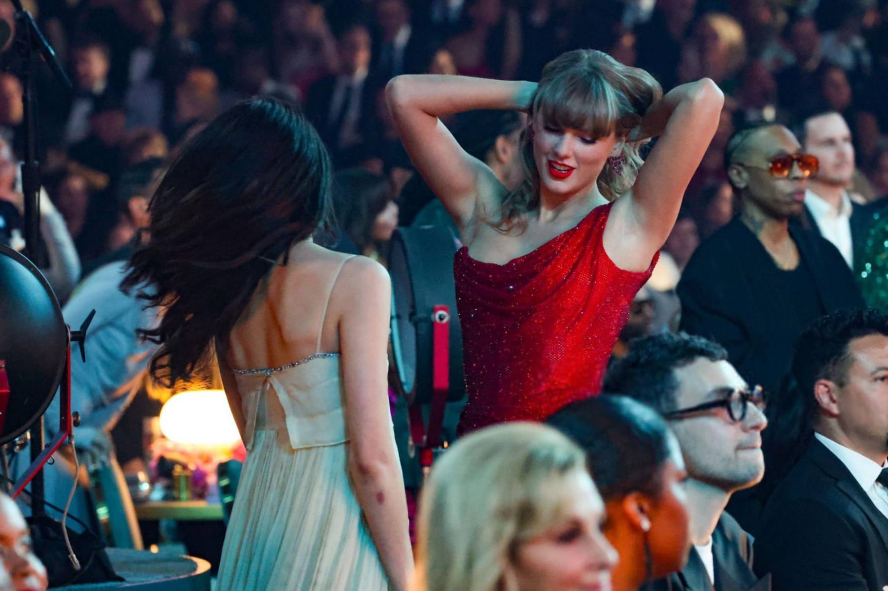 El detrás de cámara de los Premios Grammy 2025