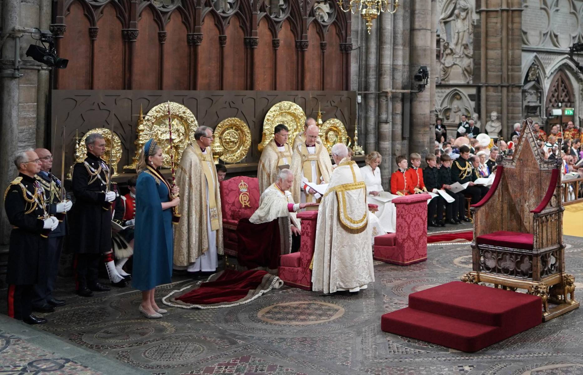 La ceremonia fue dirigida por el l <b>Arzobispo de Canterbury</b> 