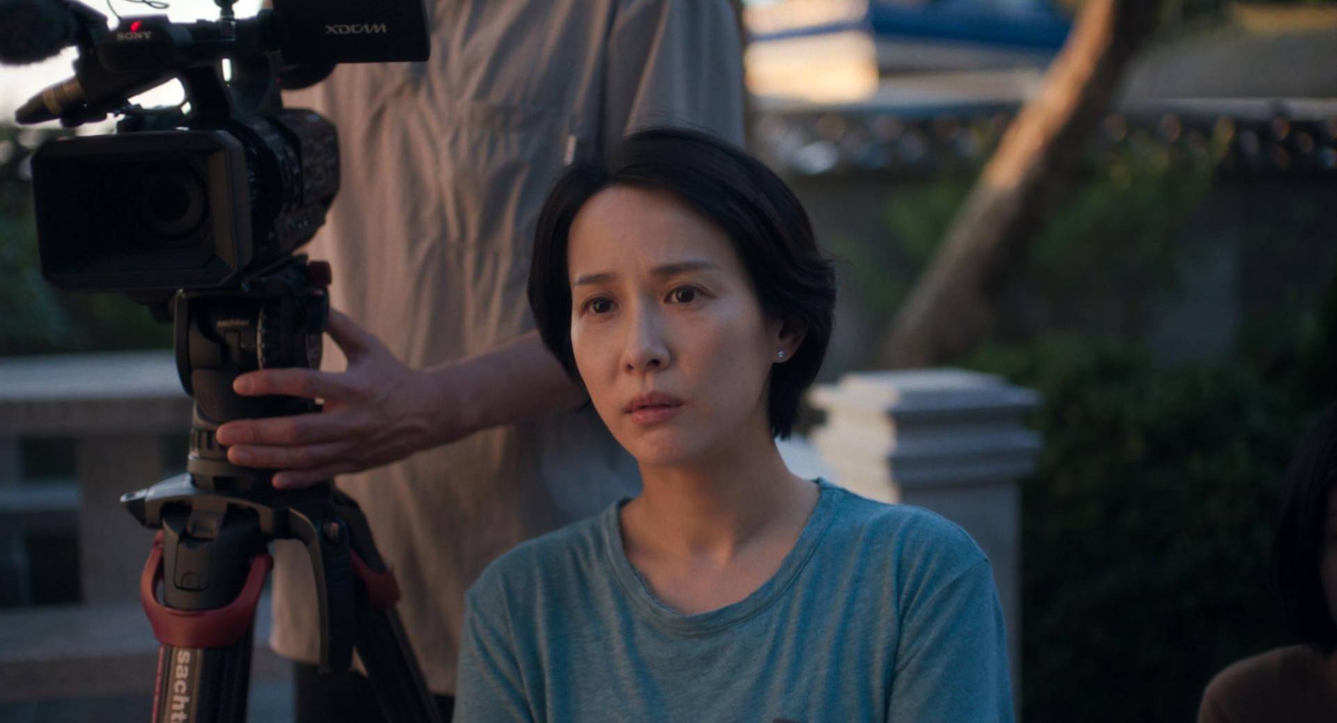 Possible Love. Dos matrimonios de mundos económicos muy distintos cruzan sus caminos y terminan enfrentándose a problemas de pareja, diferencias de clase y deseos que habían permanecido ocultos. La película marca el regreso del director surcoreano Lee Chang-dong después de ocho años y cuenta con Jeon Do-yeon, Sul Kyung-gu y Zo In-sung. Possible Love llegará a Netflix el 6 de noviembre de 2026.