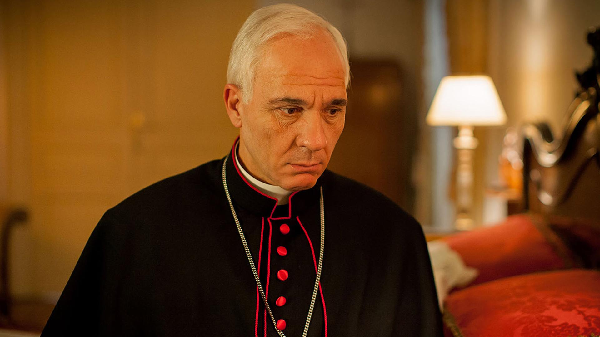 <b>Francisco: El Padre Jorge (Amazon Prime Video y YouTube)</b>Película biográfica argentina protagonizada por Darío Grandinetti. Narra la vida de Jorge Mario Bergoglio antes de ser Papa, enfocándose en su trabajo en los barrios humildes, sus dilemas personales y su vocación.Ideal para conocer su origen, su carácter y su vocación de servicio.