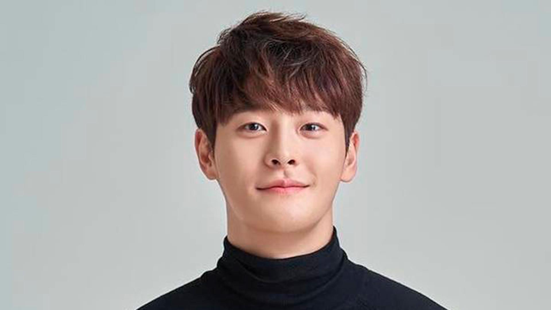 Cha In Ha, de 27 años, fue un actor surcoreano que fue encontrado sin vida el 3 de diciembre de 2022. Su mánager fue quien halló el cuerpo del artista en su casa.