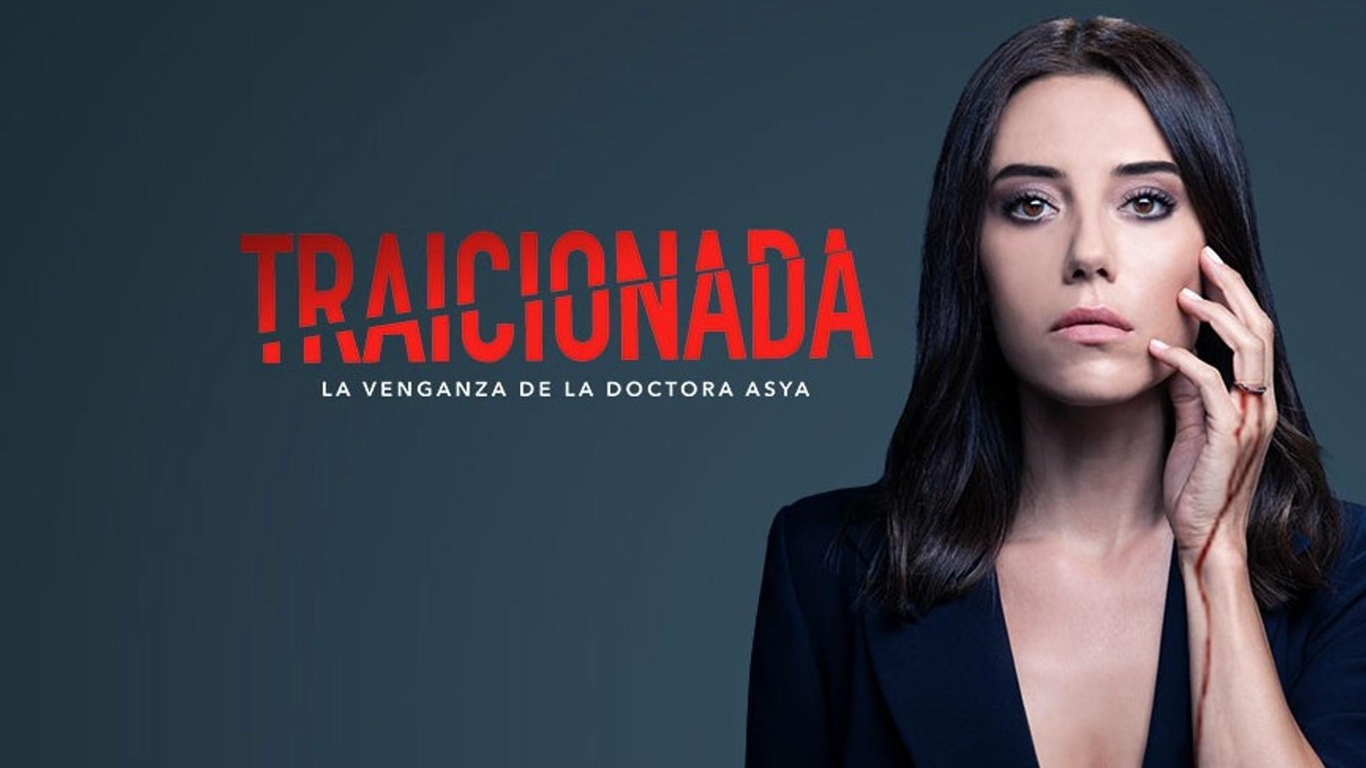 <b>Traicionada: </b>Asya es una mujer de 37 años, trabaja como directora adjunta y doctora en un hospital de la ciudad de Tekirdag. Todo en su vida parece color de rosa, hasta que descubre un cabello rubio en la bufanda de su esposo que la transforma en una mujer obsesiva e incapaz de confiar en quienes la rodean. Esta novela está protagonizada por Cansu Dere y Caner Cindoruk, puedes verla en HBO MAX. 