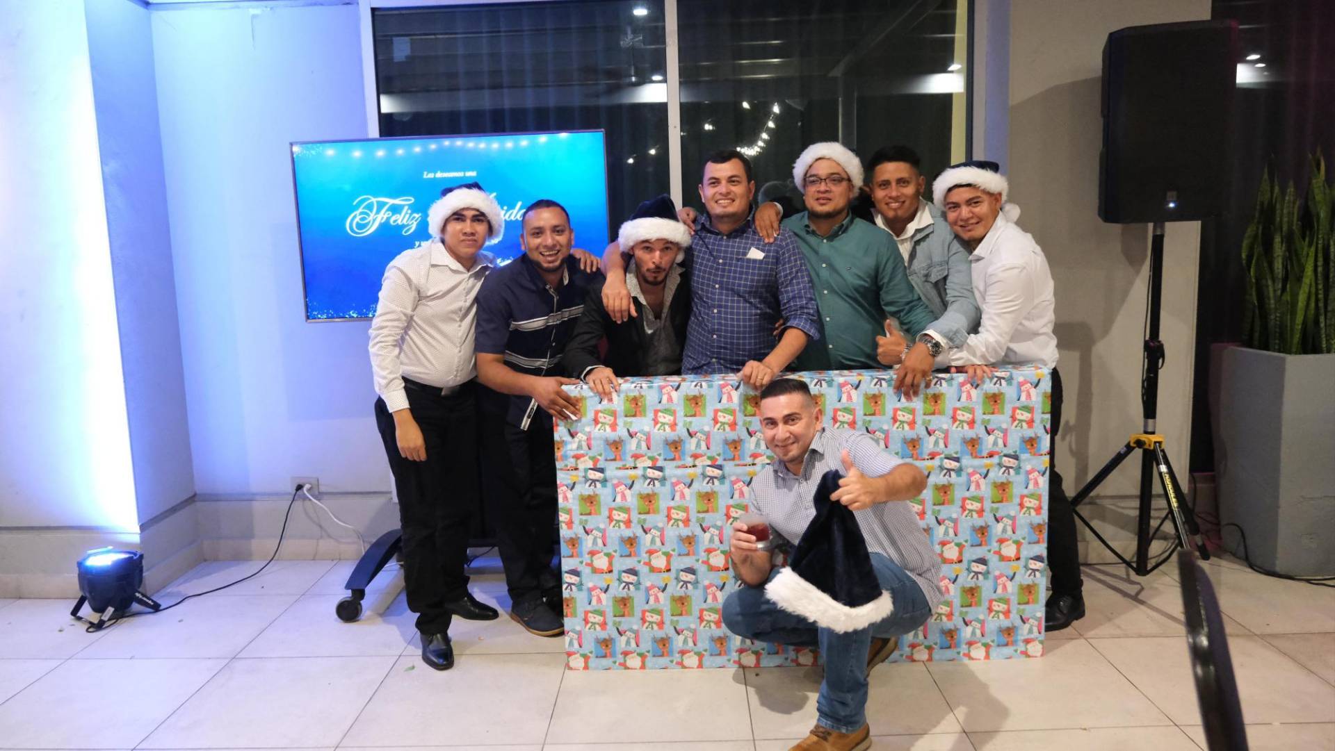 Xplore Rent a Car celebra la navidad con sus empleados