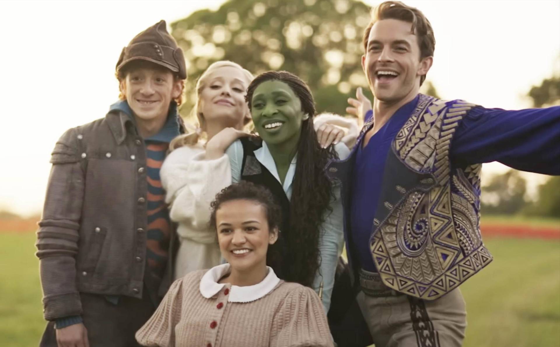 Para aquellos que aún no han tenido la oportunidad de disfrutar de “Wicked”, la película está disponible para comprar en Apple TV y Google Play Películas.