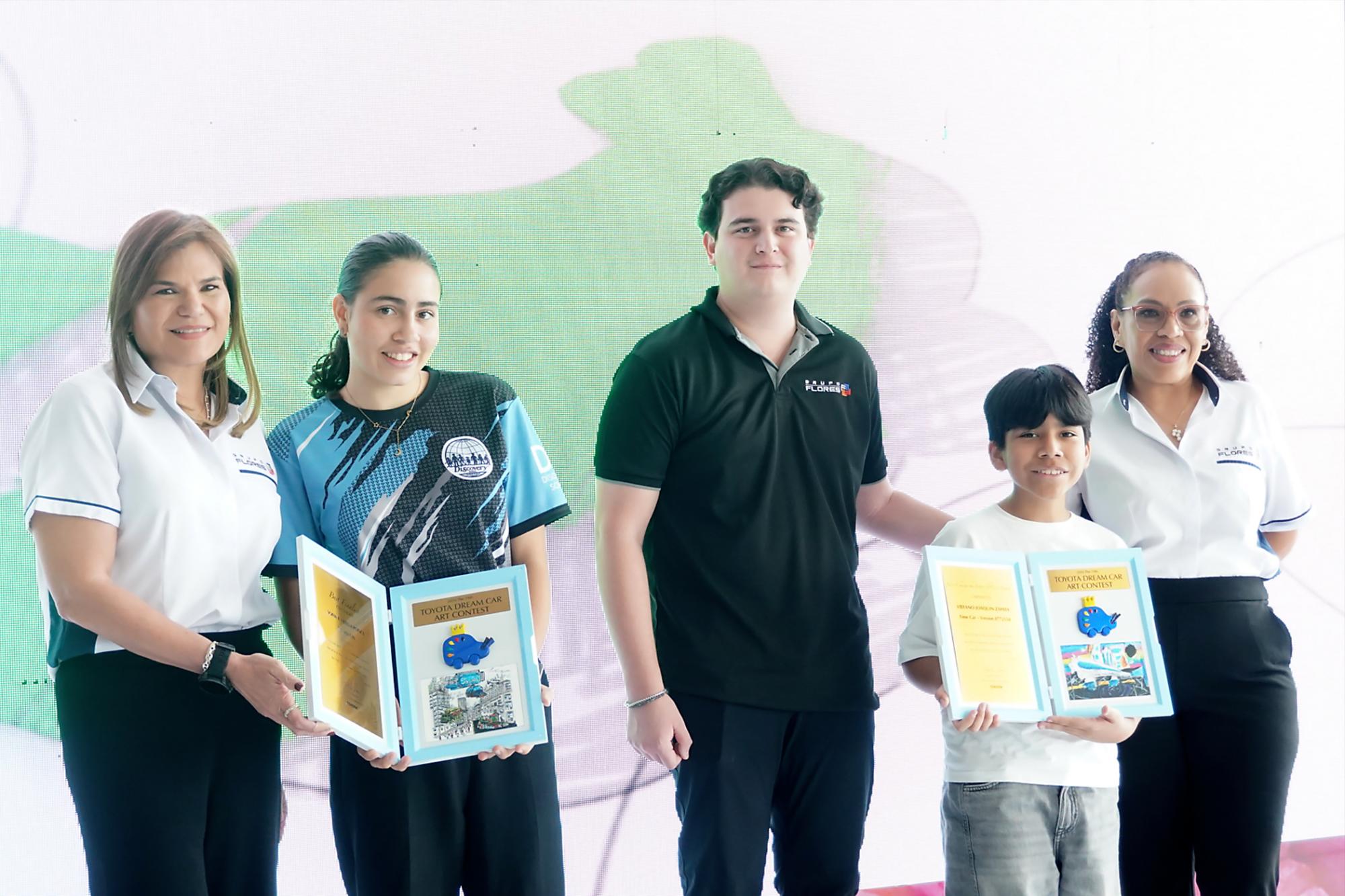 Sofía Ponce y Stephano Zapata fueron galardonados en la 19.ª edición de Dream Car Art Contest 2026.