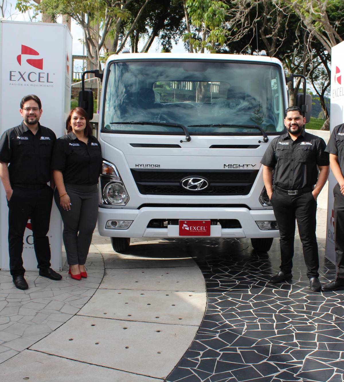 ¡EXCEL a través de su marca Hyundai Vehículos Comerciales presentó su nueva línea de camiones grandes EX!