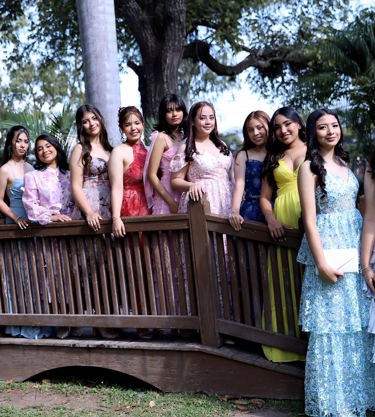 Los Seniors 2026 de Liberty School celebraron con entusiasmo un brunch especial en La Cuisinette. Elegantes y llenos de emoción, los jóvenes compartieron una mañana de risas, conversaciones y grandes momentos mientras se preparan para cerrar esta etapa inolvidable.