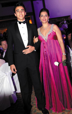 Del Campo International School grad