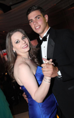 La prom de la Escuela Americana